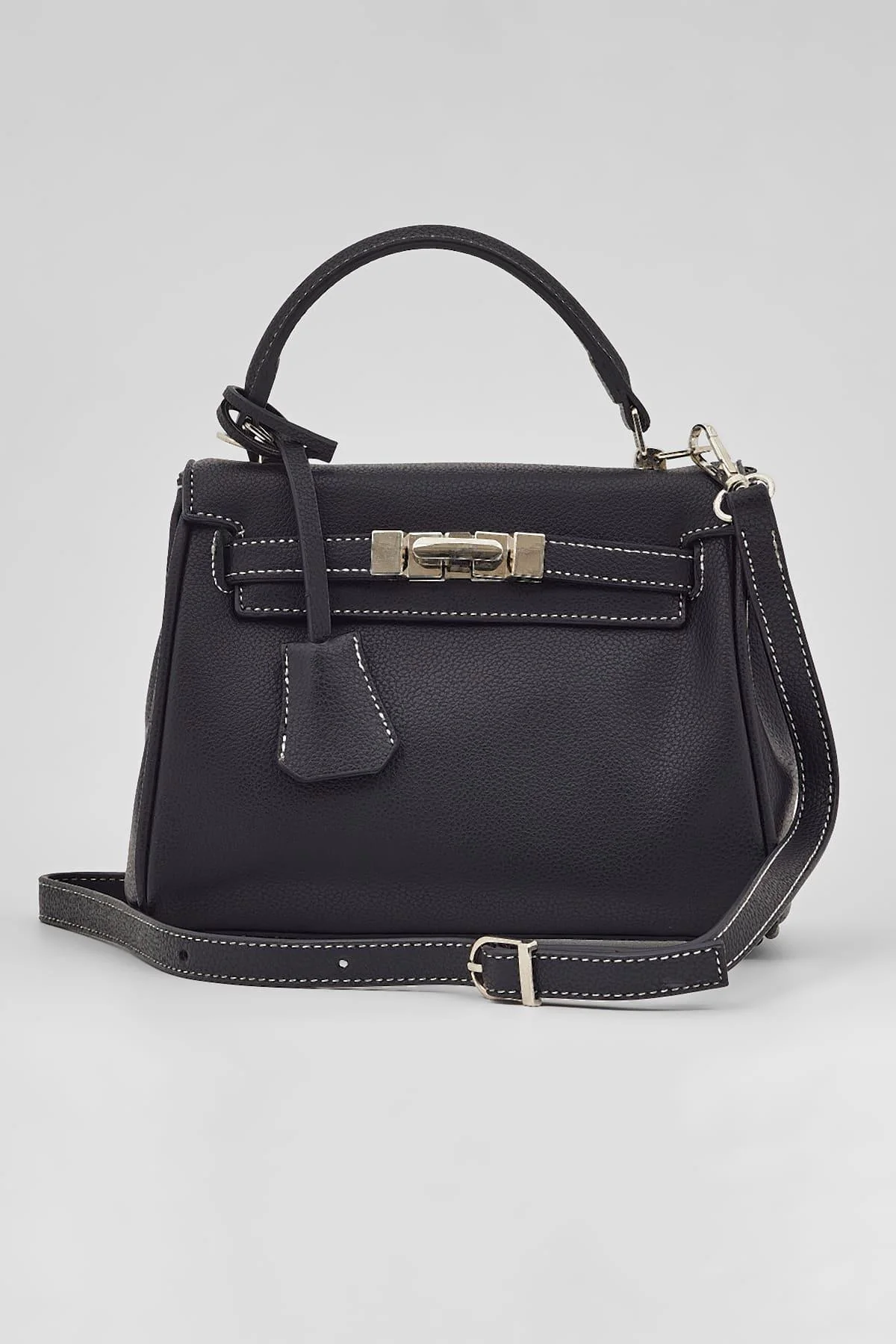 Şıklığı ve Fonksiyonelliği Bir Arada Sunan El Çantaları Getcho’da!