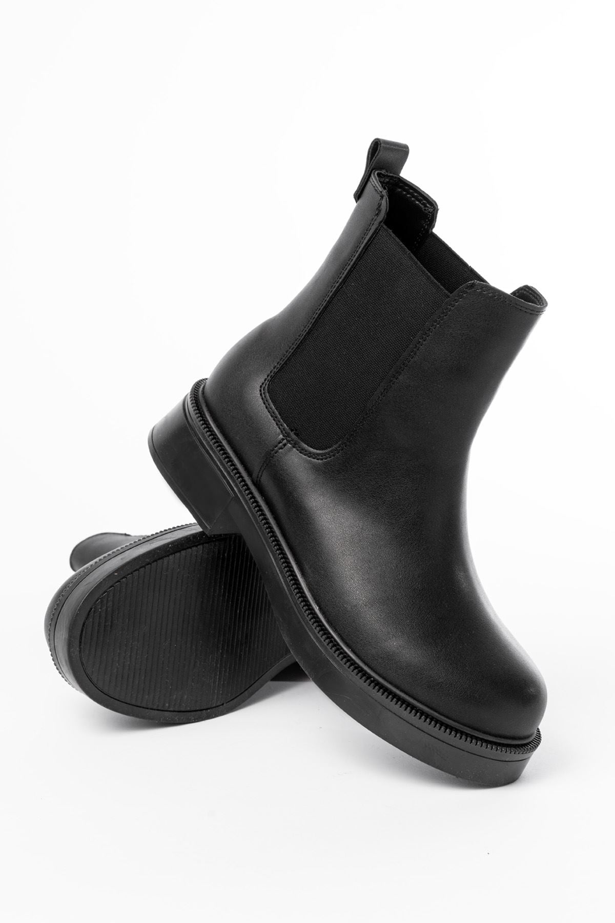 Alaster Siyah Lastikli Kadın Bot