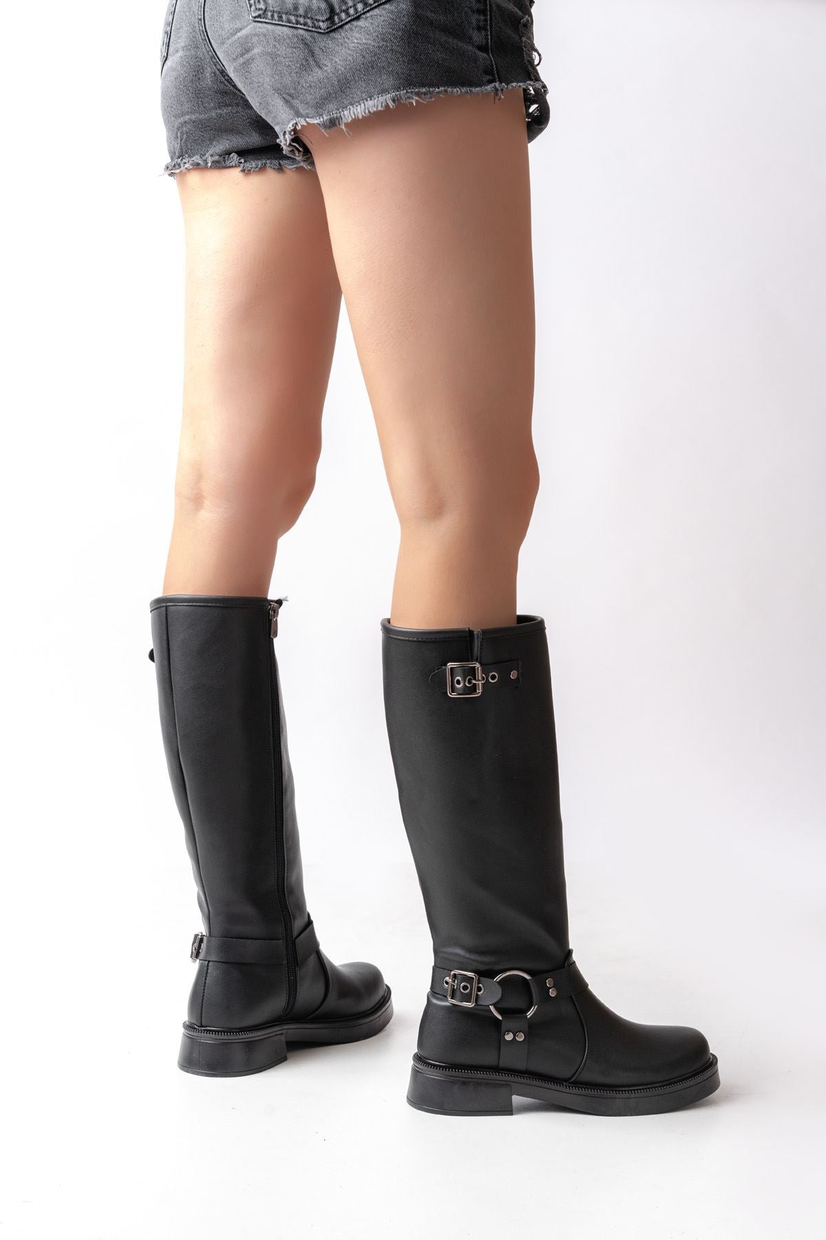 Dehun Siyah Toka Aksesuarlı Fermuarlı Günlük Kadın Çizme
