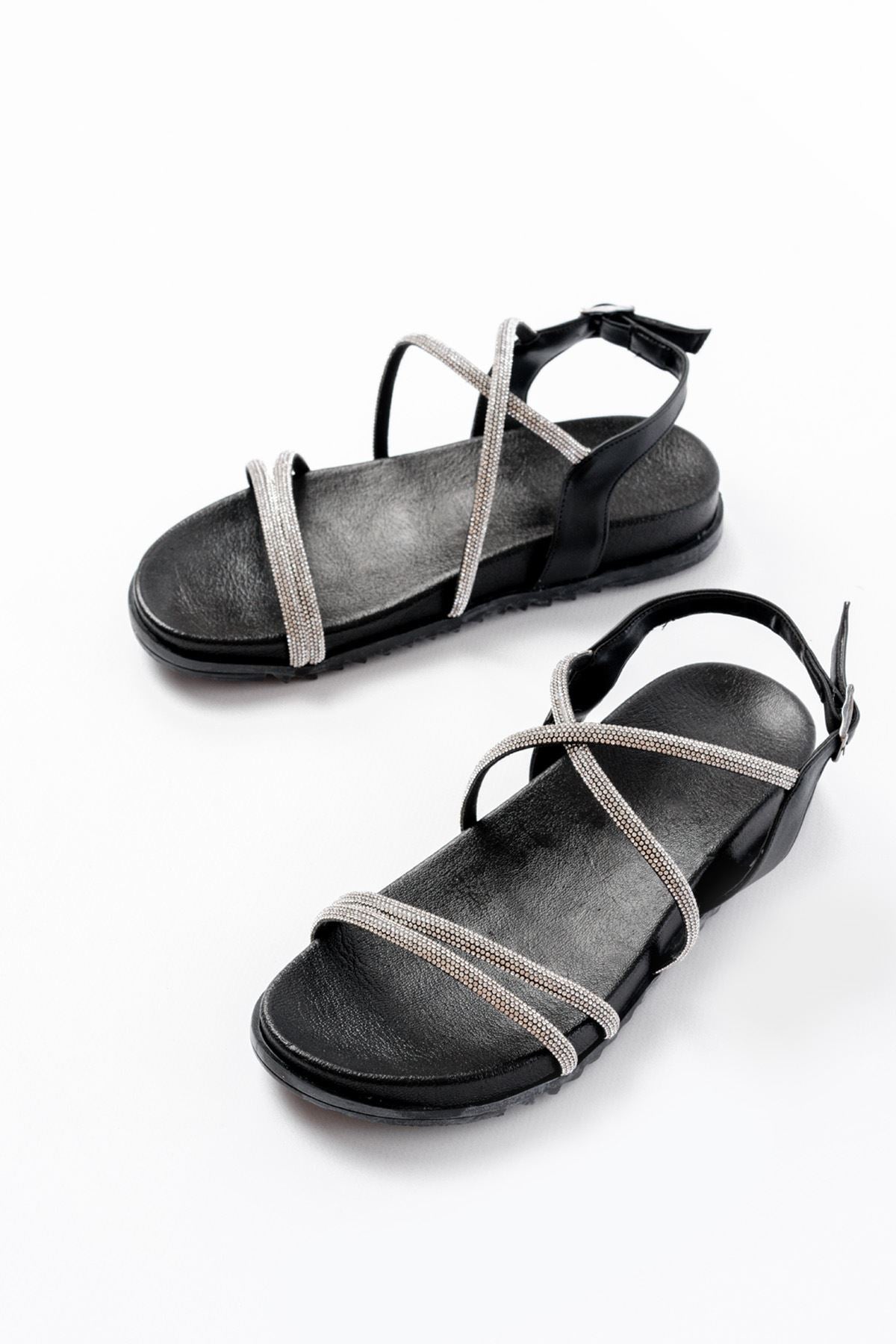 Zarubny Siyah Gümüş Taşlı Kadın Sandalet