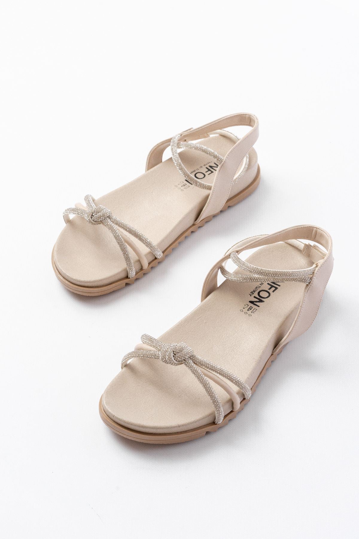 Paterms Bej Gümüş Taşlı Kadın Sandalet