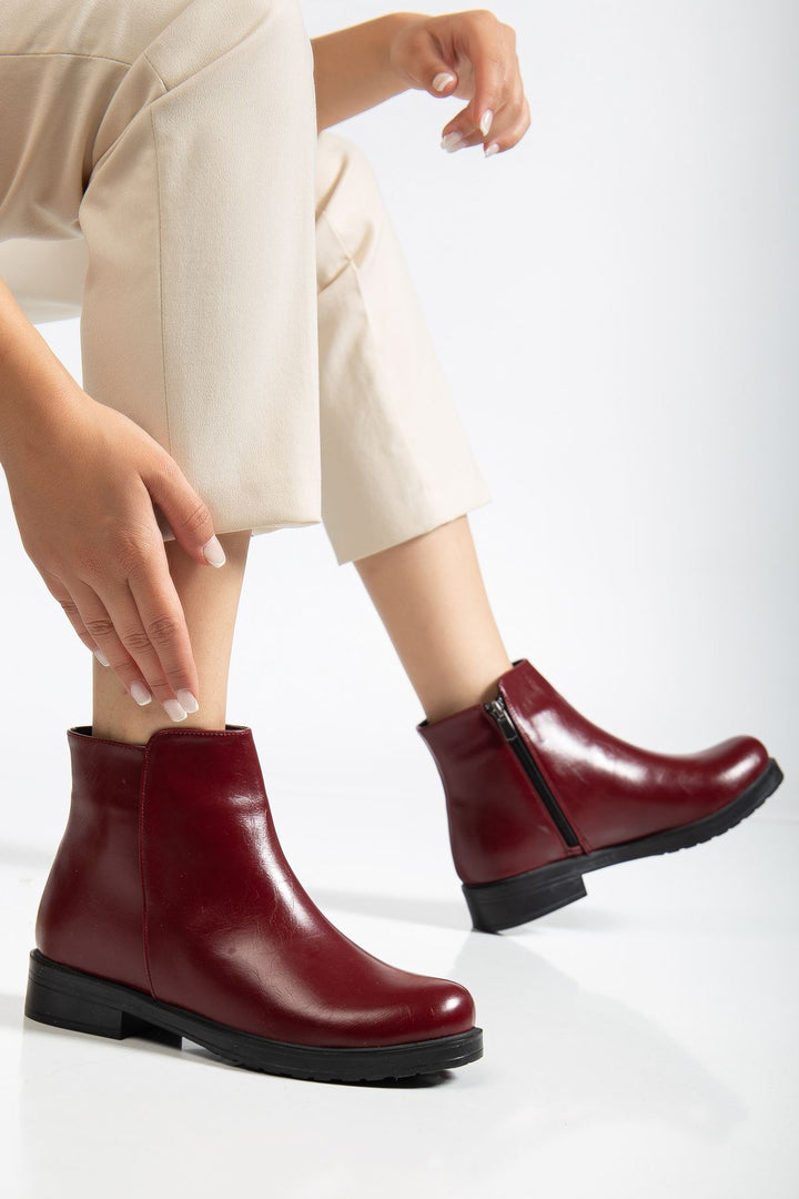 Alena Bordo Yanki Kadın Bot