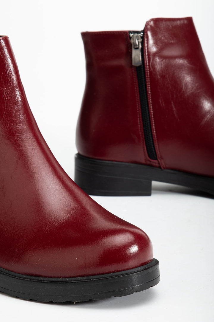 Alena Bordo Yanki Kadın Bot