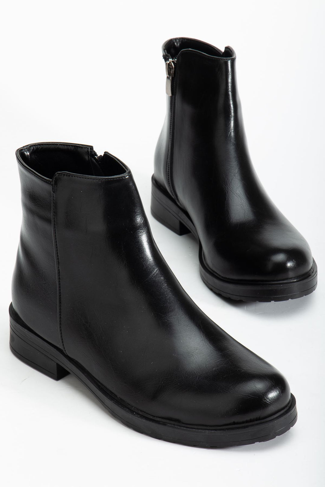 Alena Siyah Yanki Kadın Bot