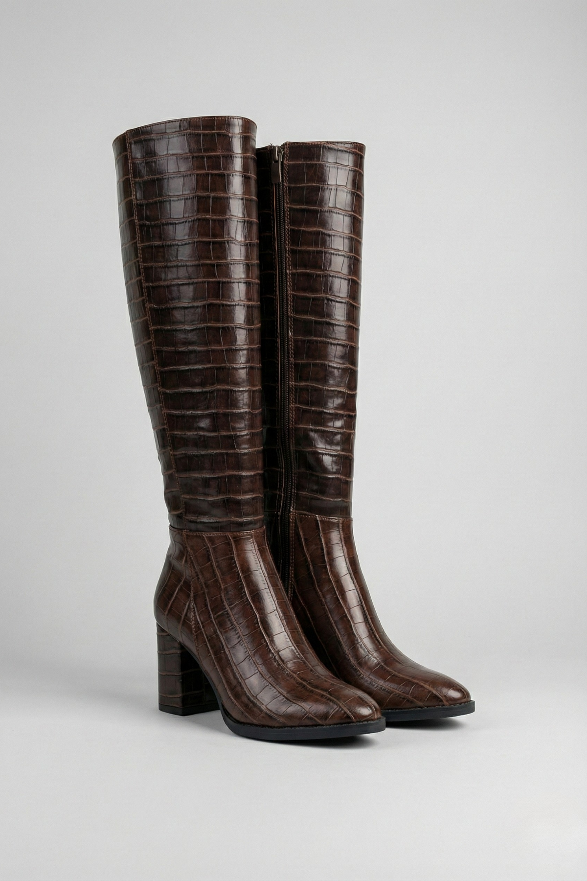 Morena Kadın Acı Kahve Rugan Fermuarlı Topuklu Çizme