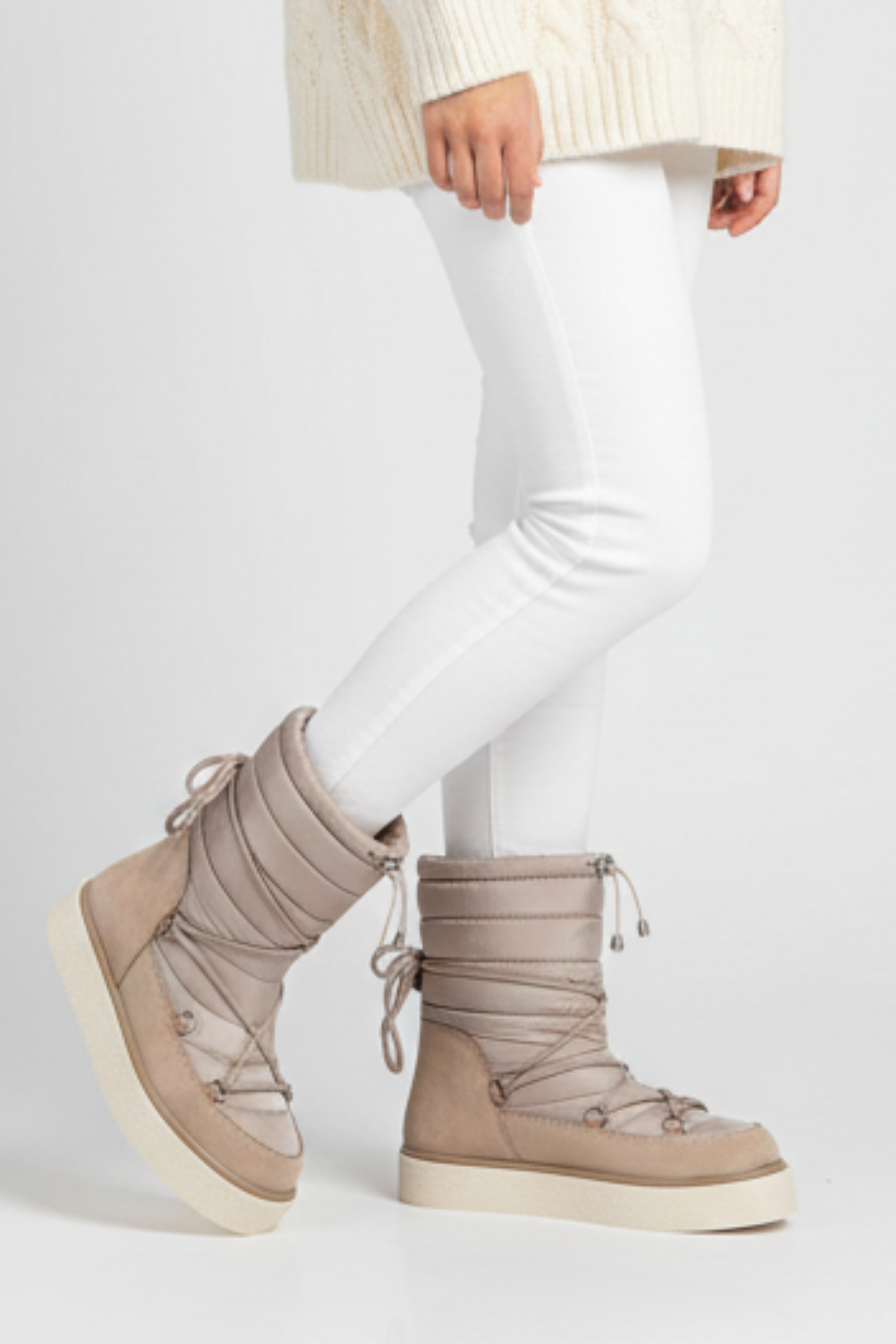 Lauren Kadın Paraşüt Kumaş Kalın Tabanlı Vizon Kar Botu