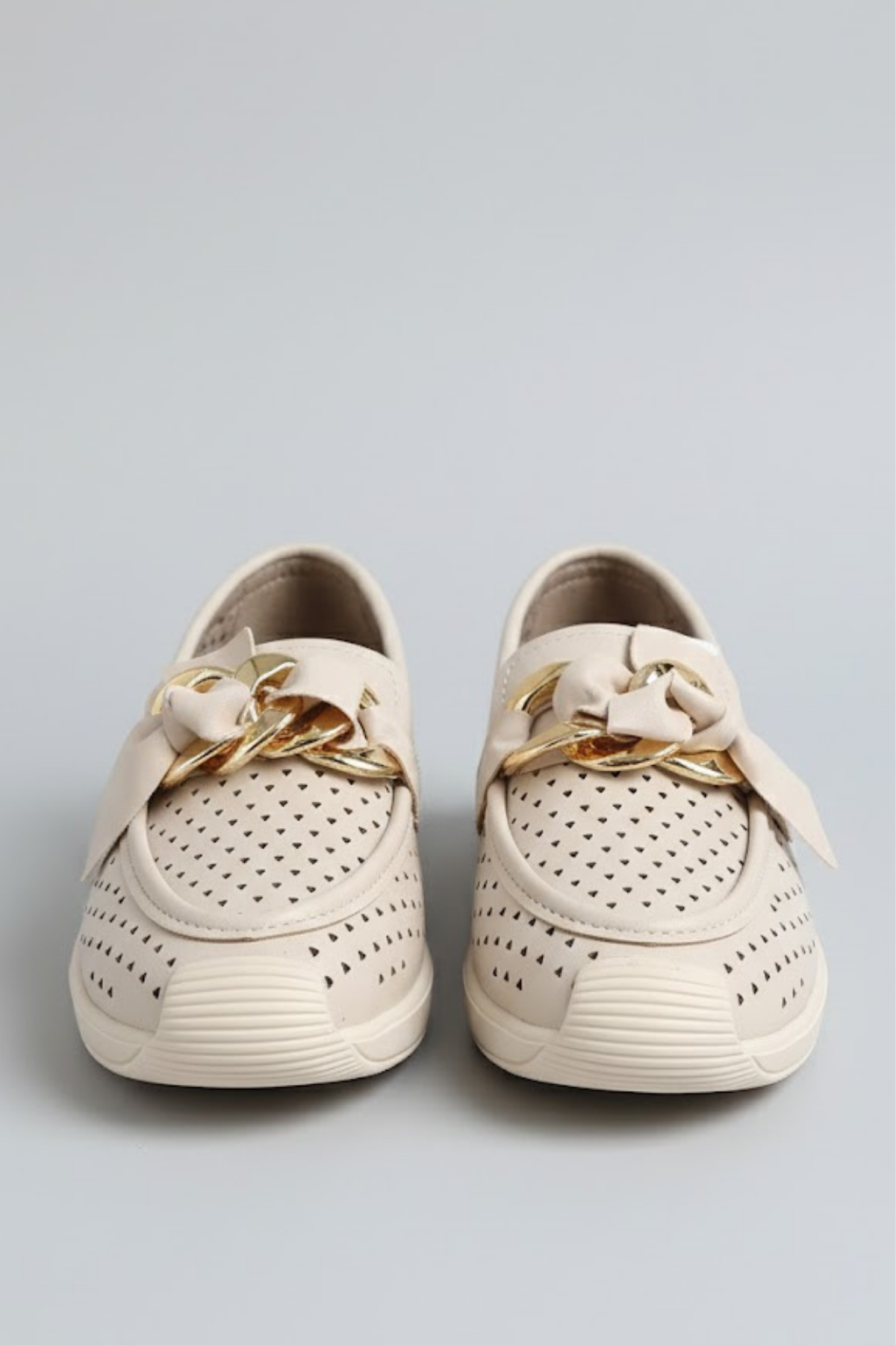 Riwan Kadın Bej Zincir Detaylı Babet Ayakkabı