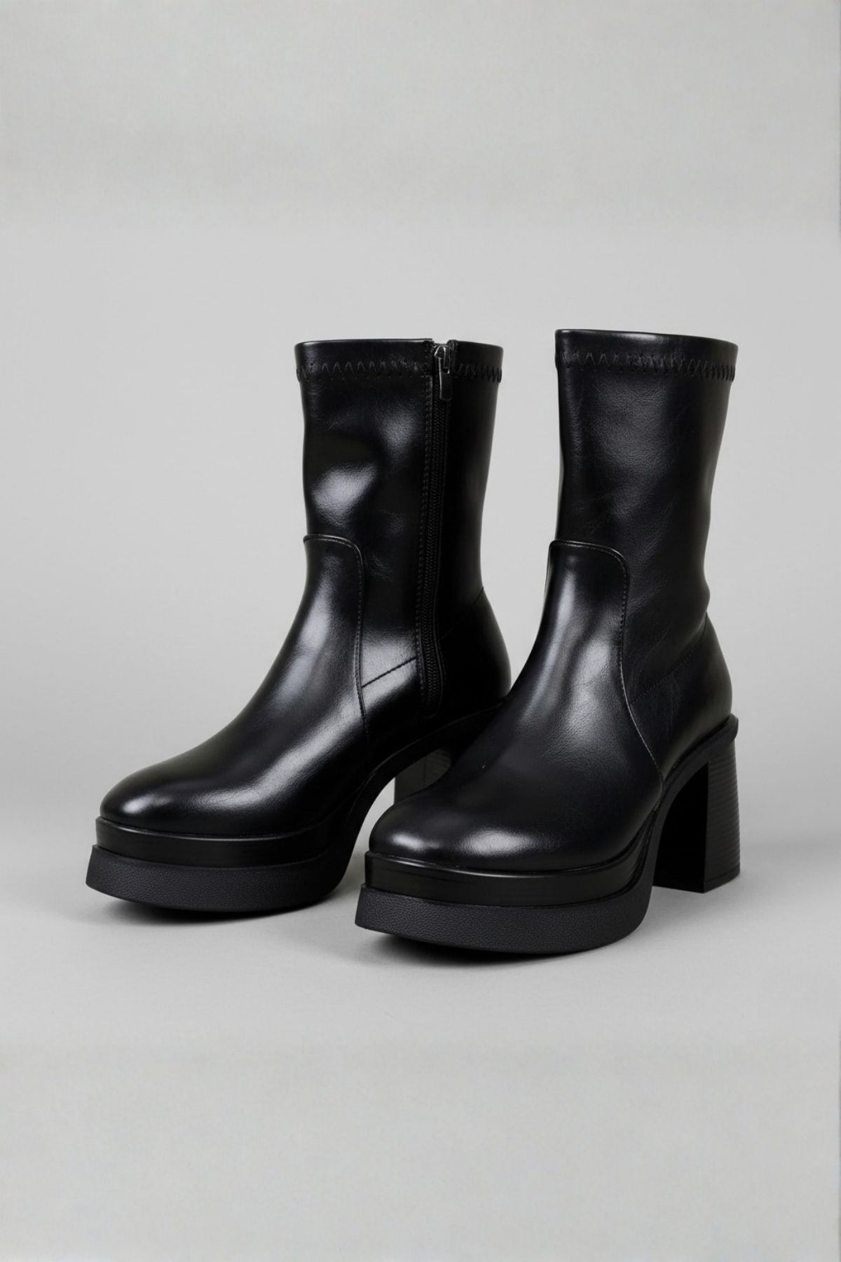 Hazen Kadın Topuklu Siyah Bot