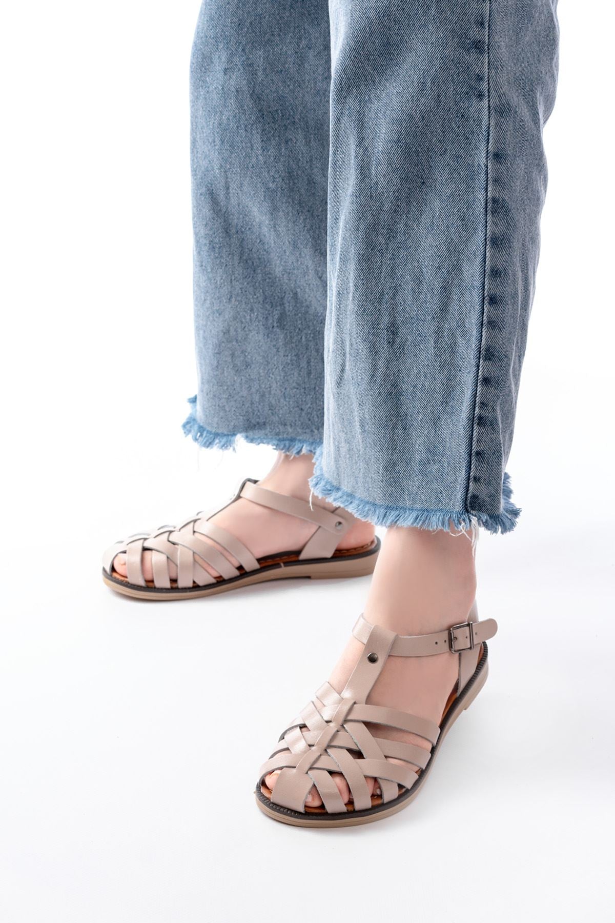 Matha Bej Hakiki Deri Kadın Sandalet