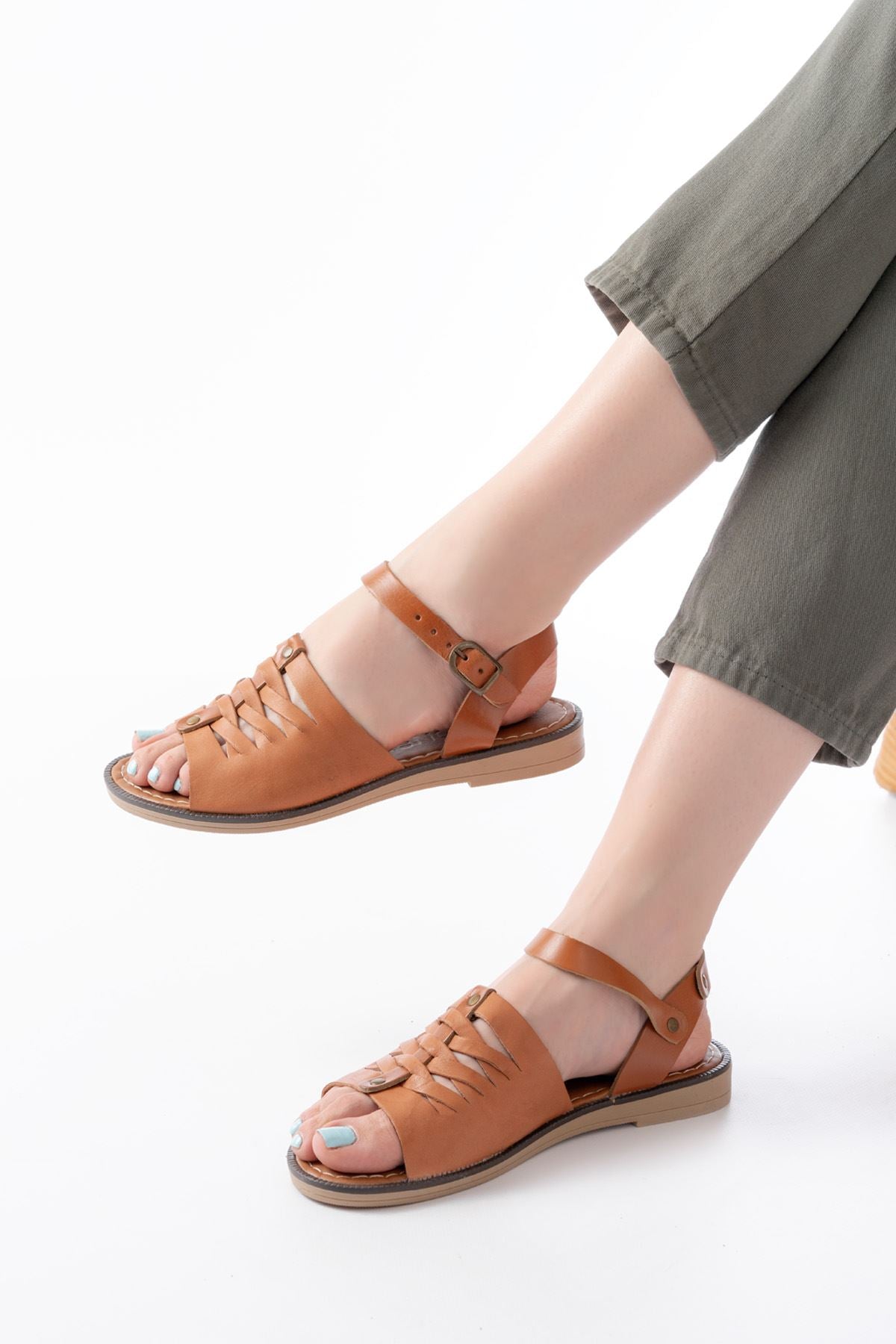 Cynikar Taba Hakiki Deri Kadın Sandalet