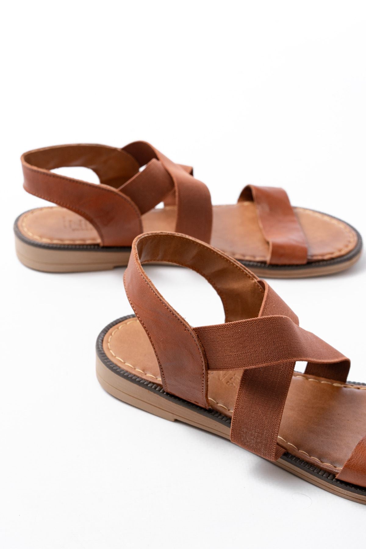 Gbany Taba Tek Bantlı Lastikli Hakiki Deri Kadın Sandalet