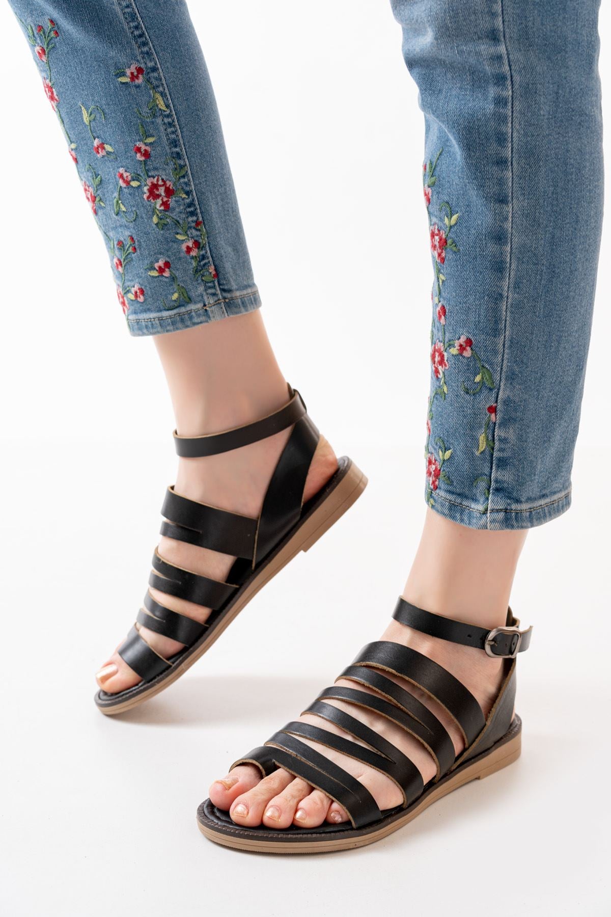 Chemy Siyah Hakiki Deri Kadın Sandalet