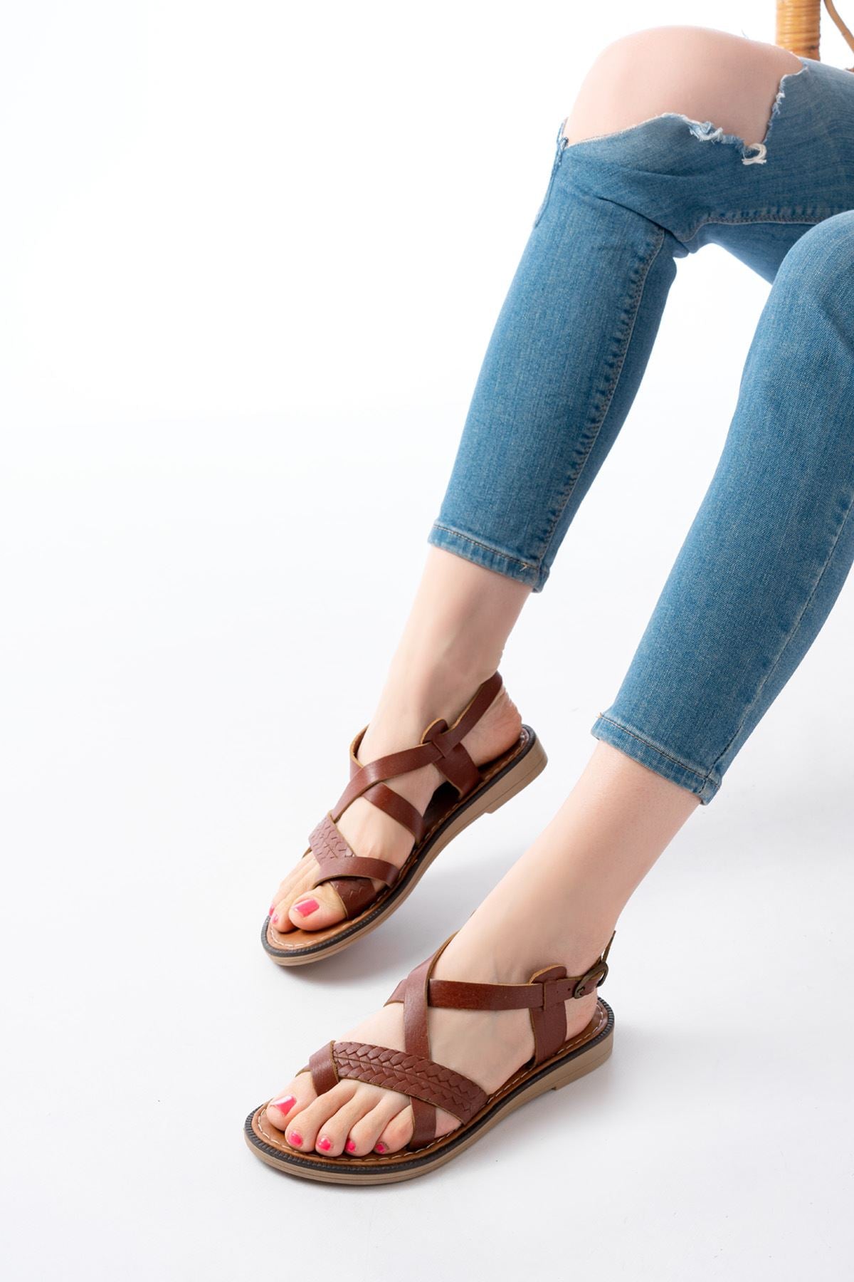 Jarman Koyu Kahve Hakiki Deri Kadın Sandalet