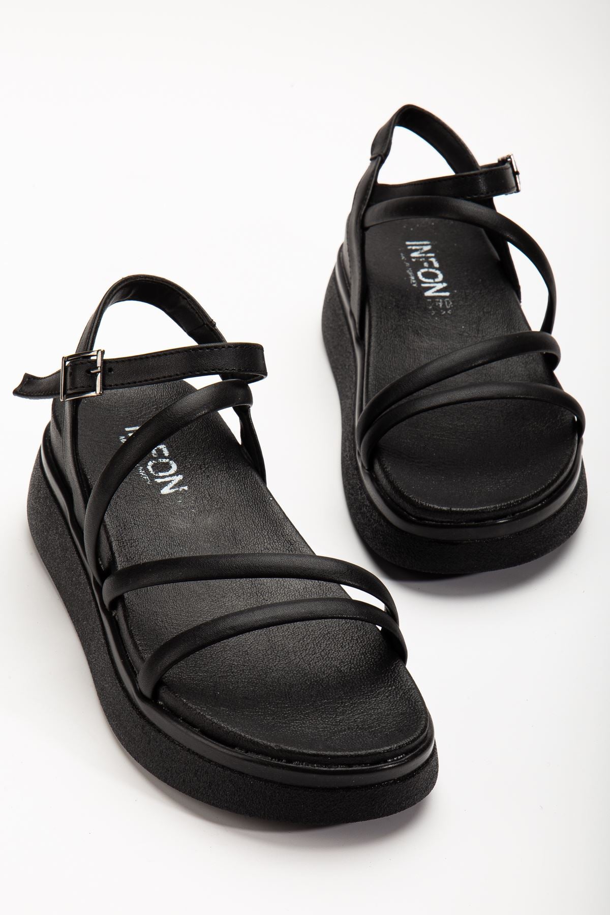 Leynaz Siyah Dolgu Topuk Kadın Sandalet