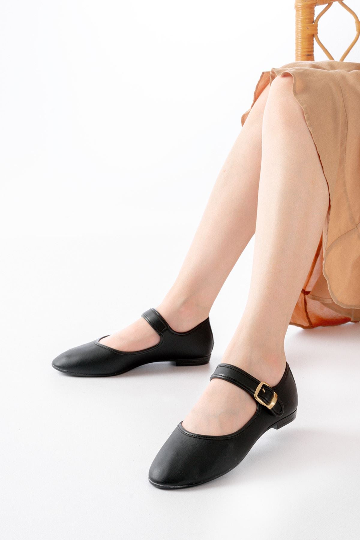 Darlave Siyah Baretli Günlük Babet Ayakkabı