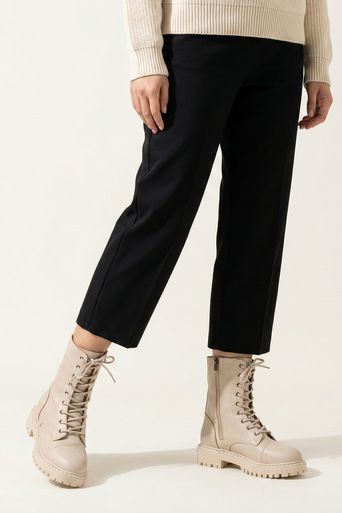 Rocco Kadın Kalın Tabanlı Bej Postal Bot