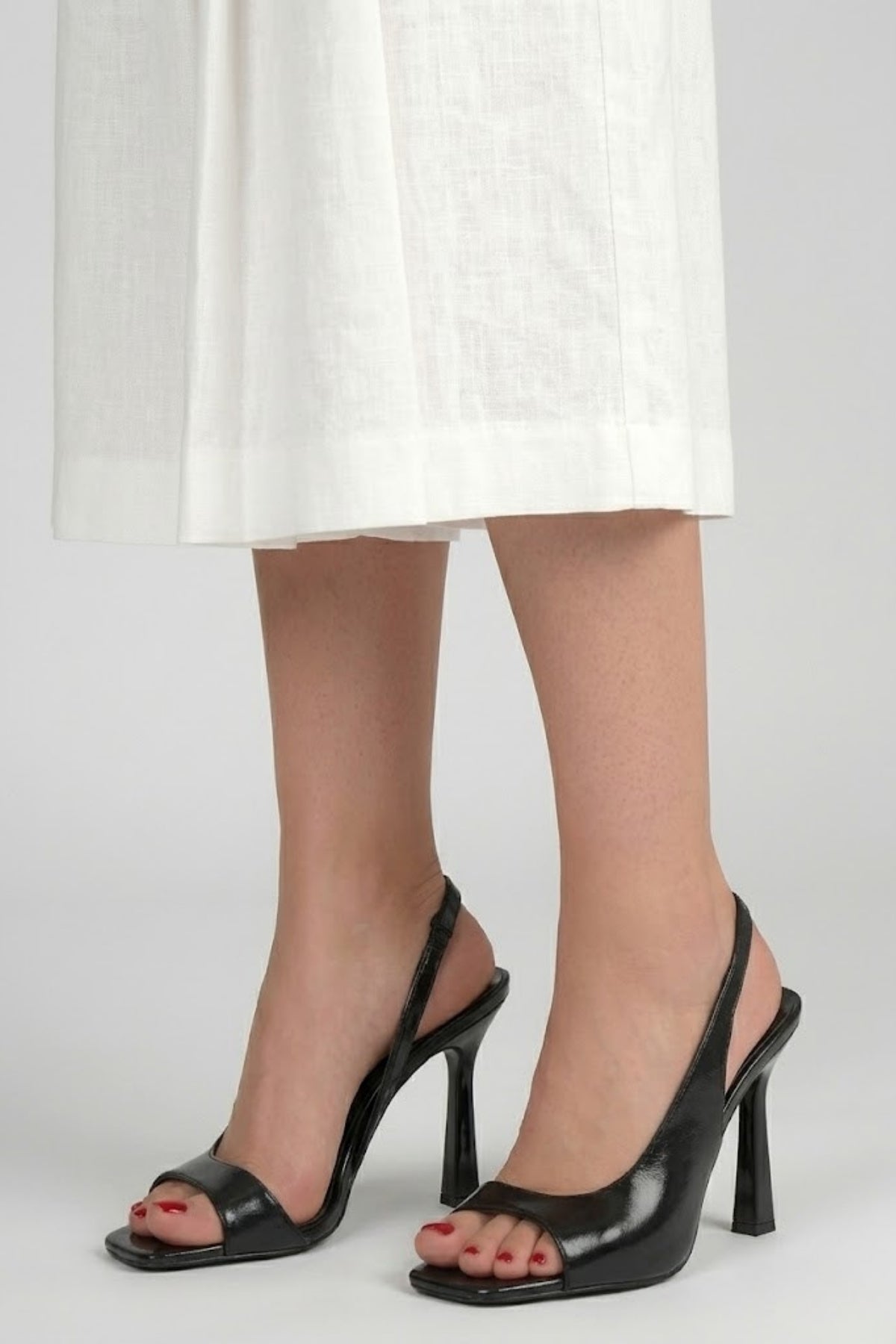 Janta Kadın Siyah Topuklu Ayakkabı