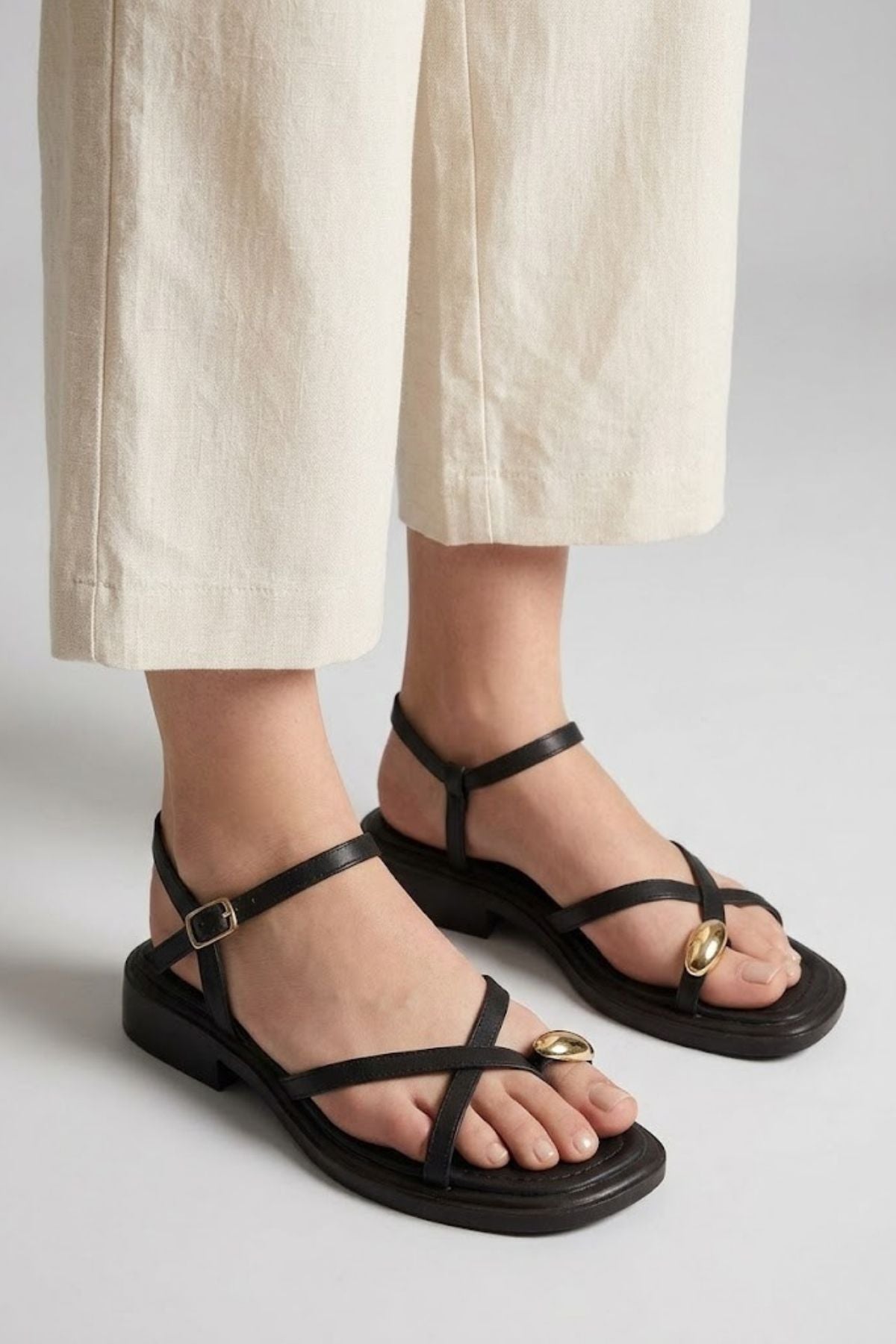 Nordi Kadın Kahverengi Kemerli Sandalet