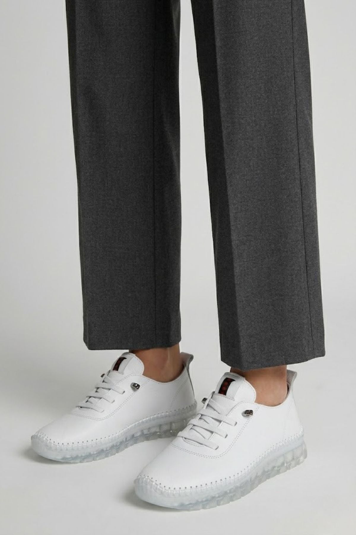 Kitta Kadın Beyaz Hakiki Deri Bağcıklı Spor Ayakkabı