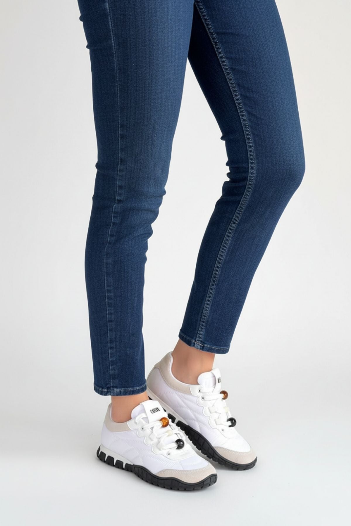 Tues Kadın Beyaz Nubuk Bağcıklı Spor Ayakkabı