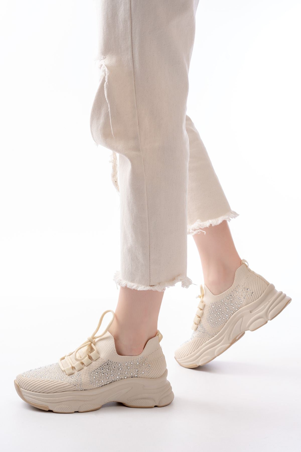 Cendes Kadın Taş İşlemeli Bej Triko Spor Ayakkabı