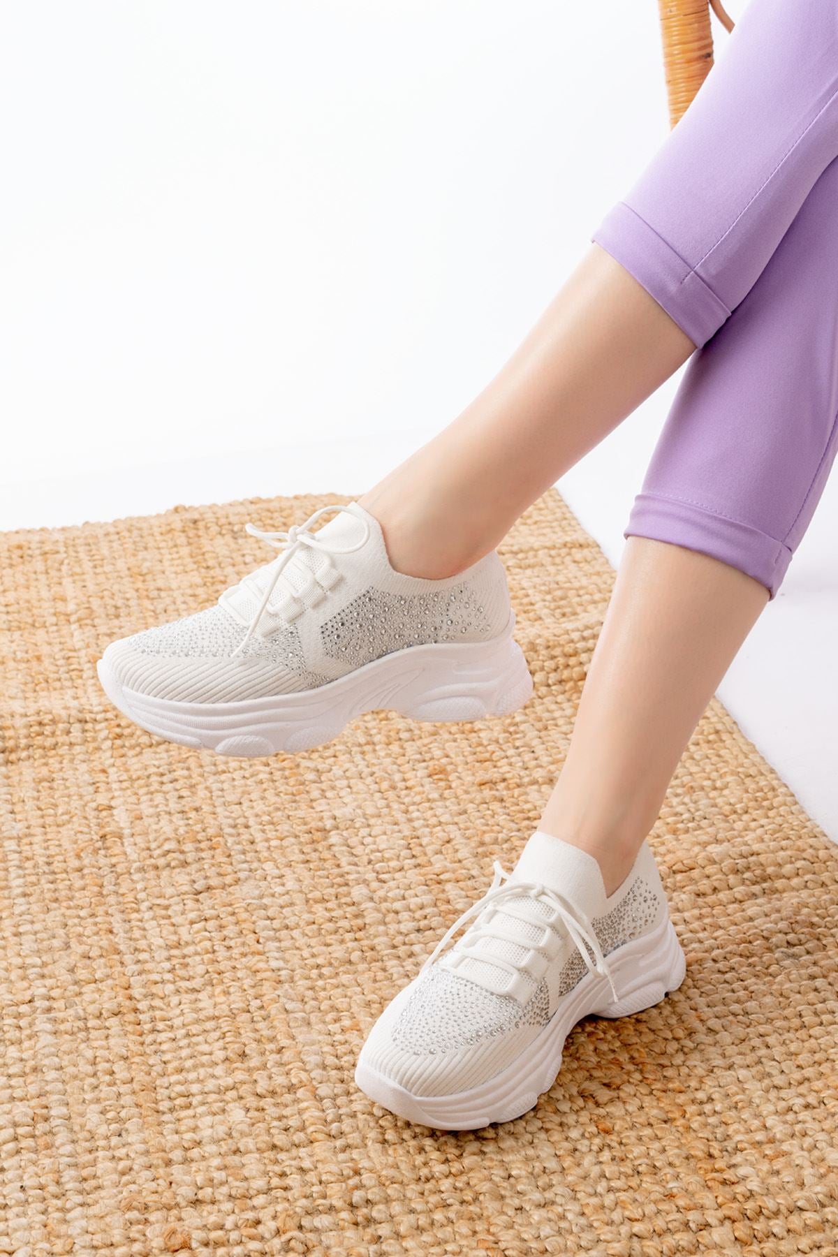 Cendes Kadın Taş İşlemeli Beyaz Triko Spor Ayakkabı