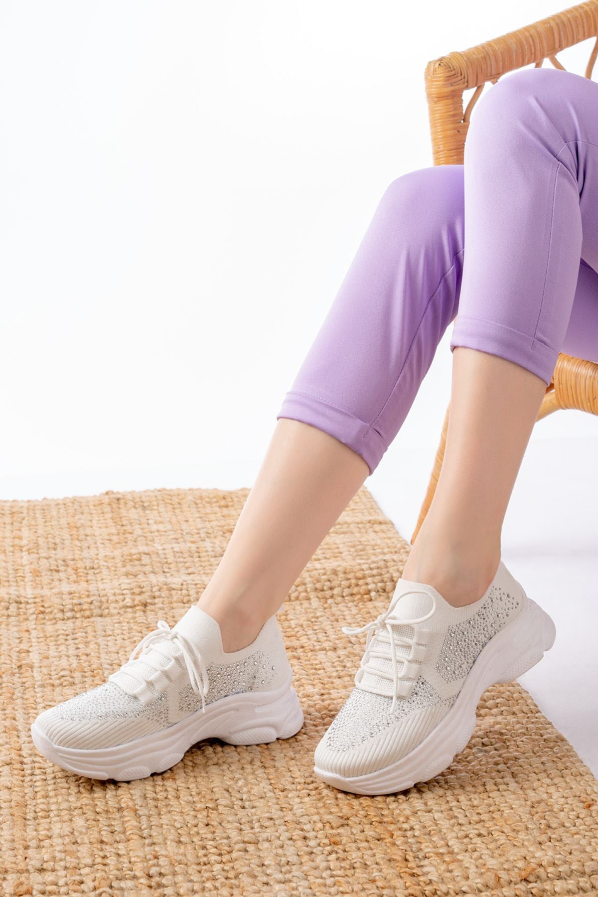 Cendes Kadın Taş İşlemeli Beyaz Triko Spor Ayakkabı