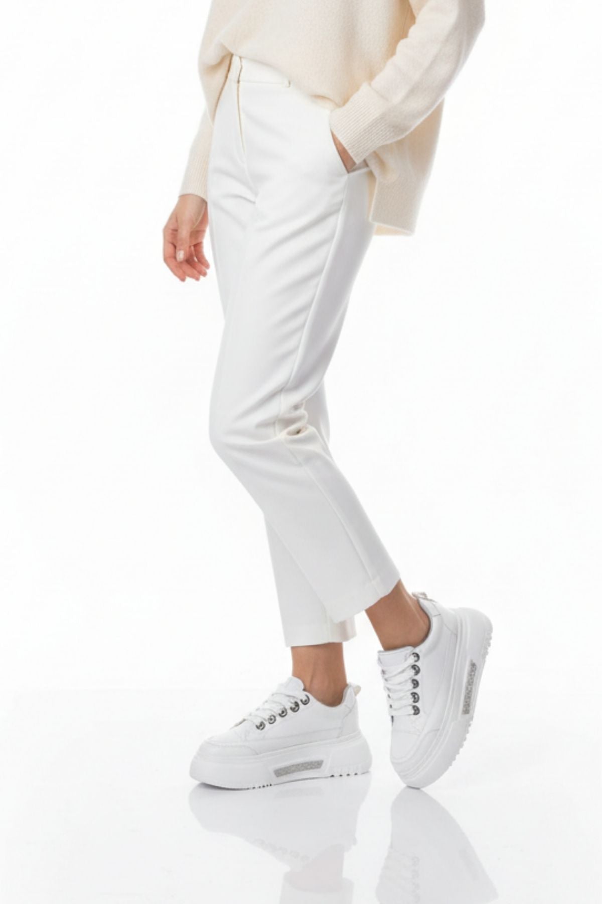Sauran Kadın Beyaz Spor Ayakkabı