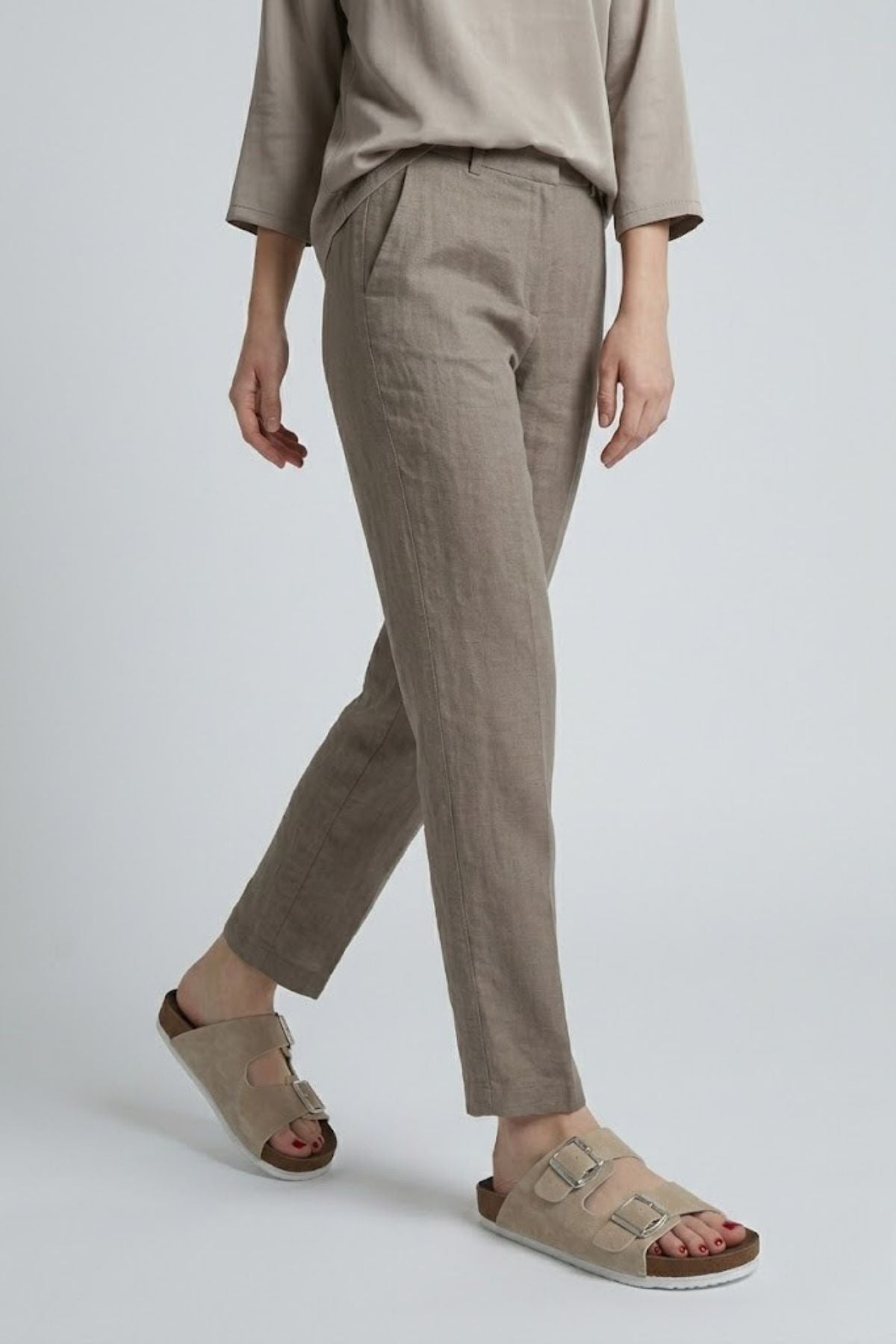 Rıno Kadın Ten Nubuk Kemerli Terlik