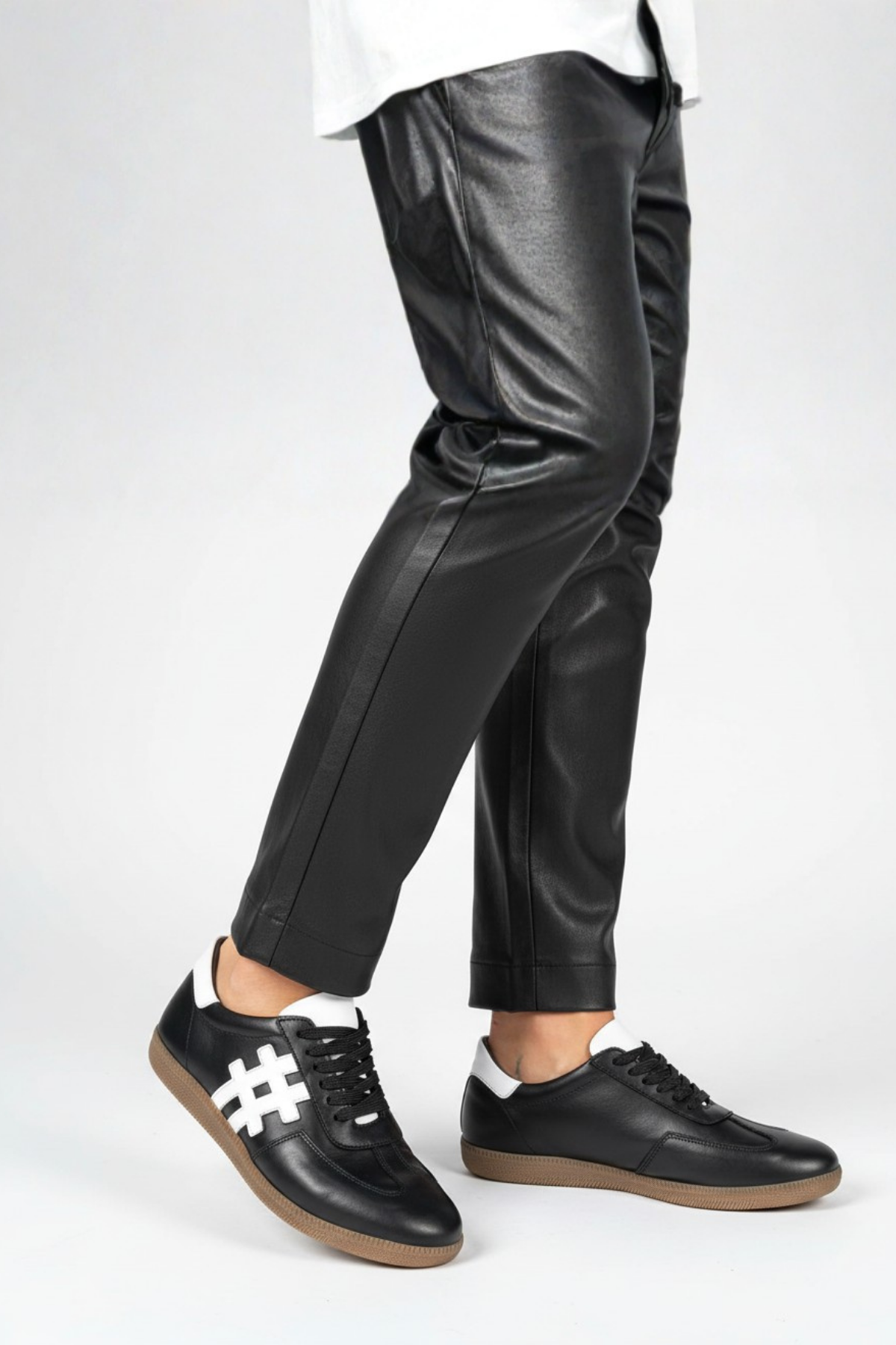 Maddo Kadın Hakiki Deri Siyah Beyaz Spor Ayakkabı