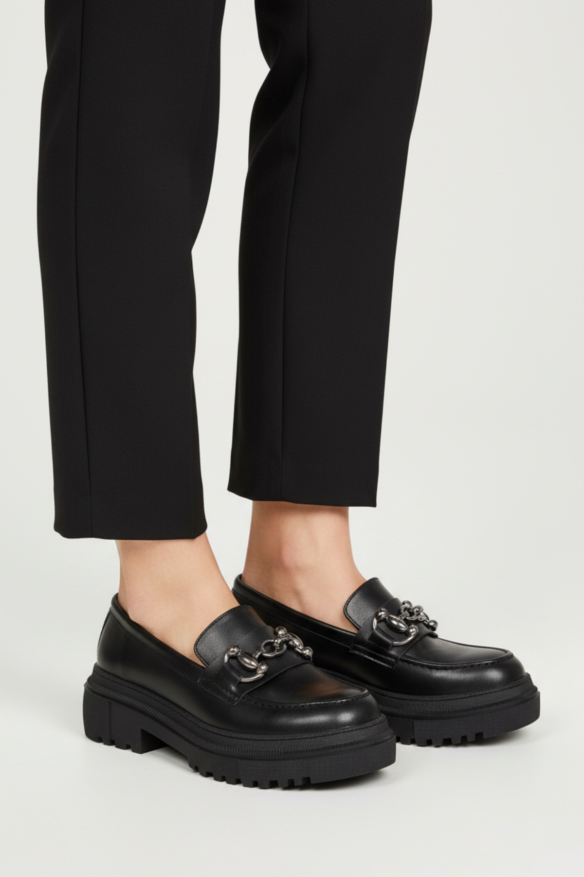 Lyova Tokalı Siyah Kadın Loafer Ayakkabı