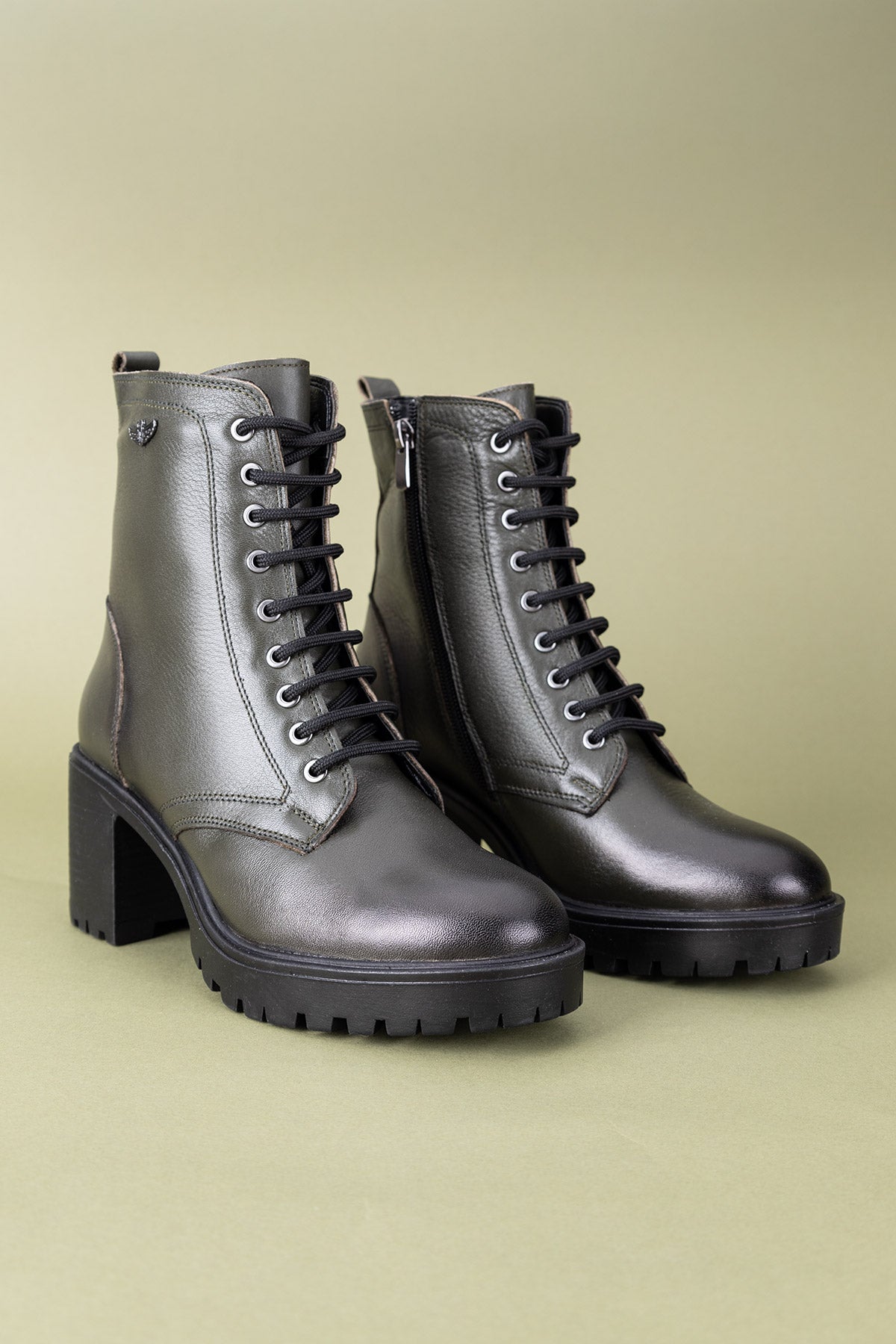 Galsu Kadın Hakiki Deri Yeşil Kalın Topuklu Bot