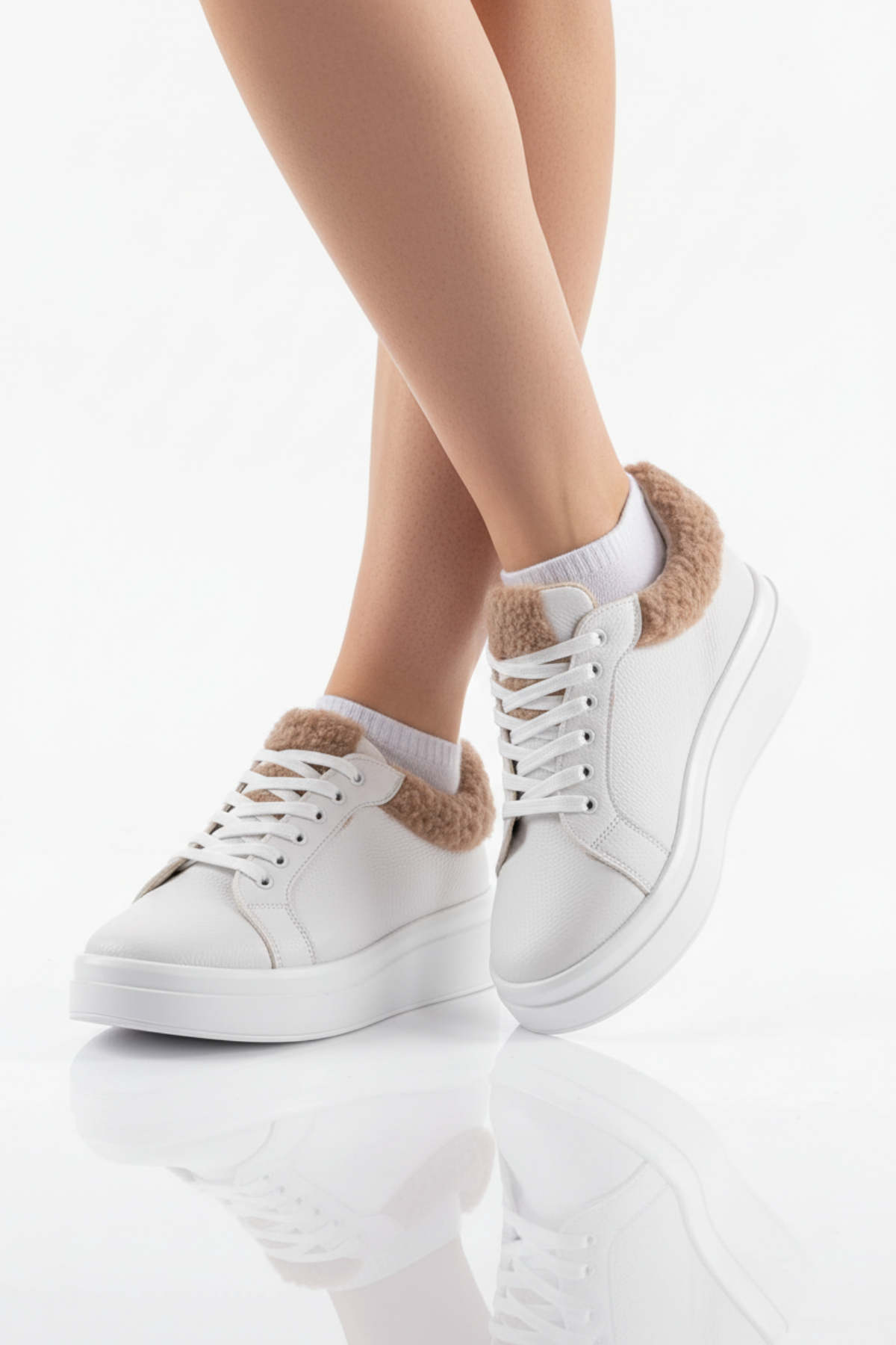 Maybe Kadın Tüylü Beyaz Spor Ayakkabı