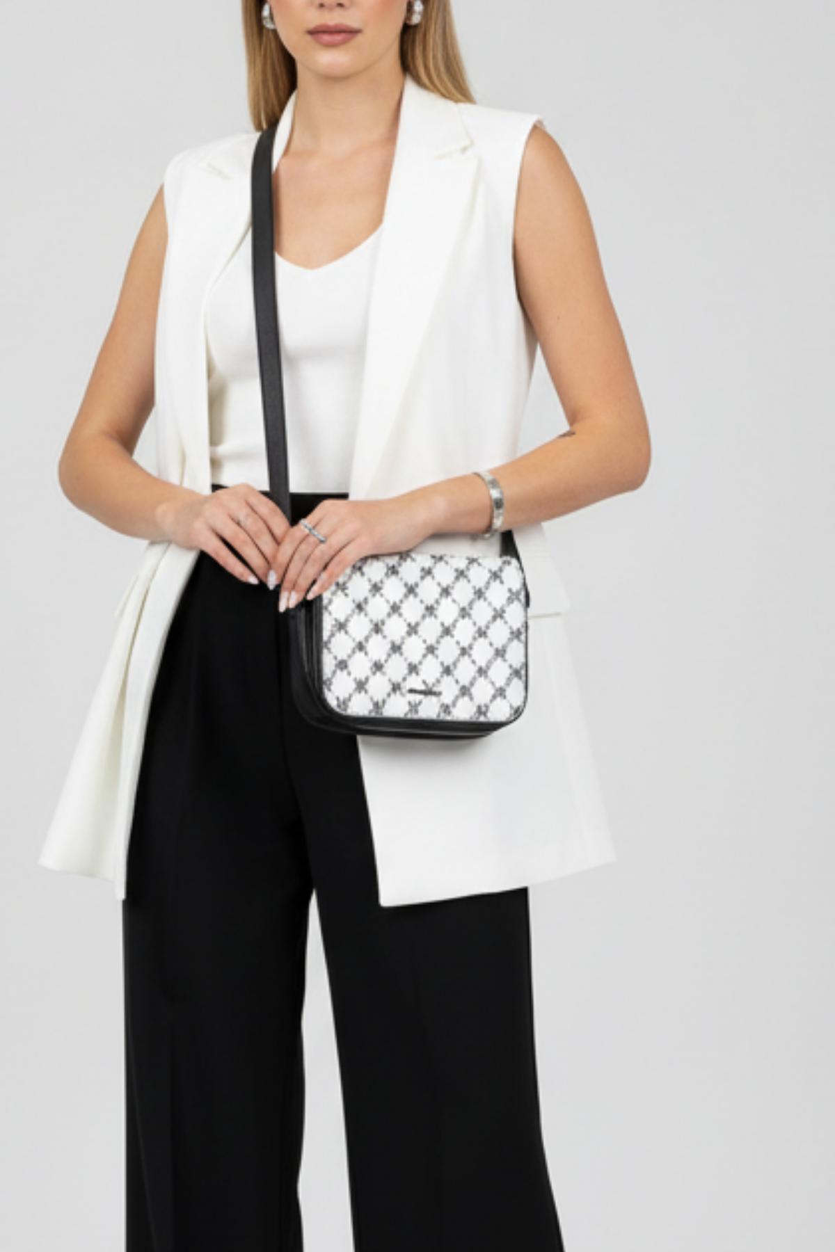 Armine 331 Garnet Kadın Ayarlanabilir Çapraz Çanta