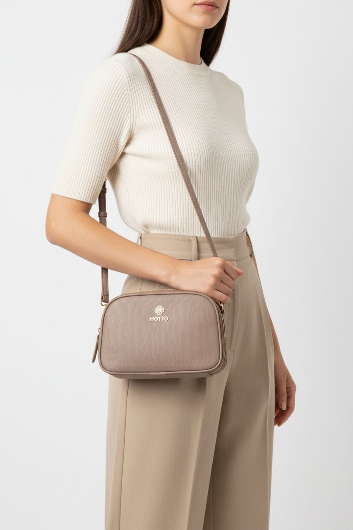 Jula Kadın Çapraz Çanta