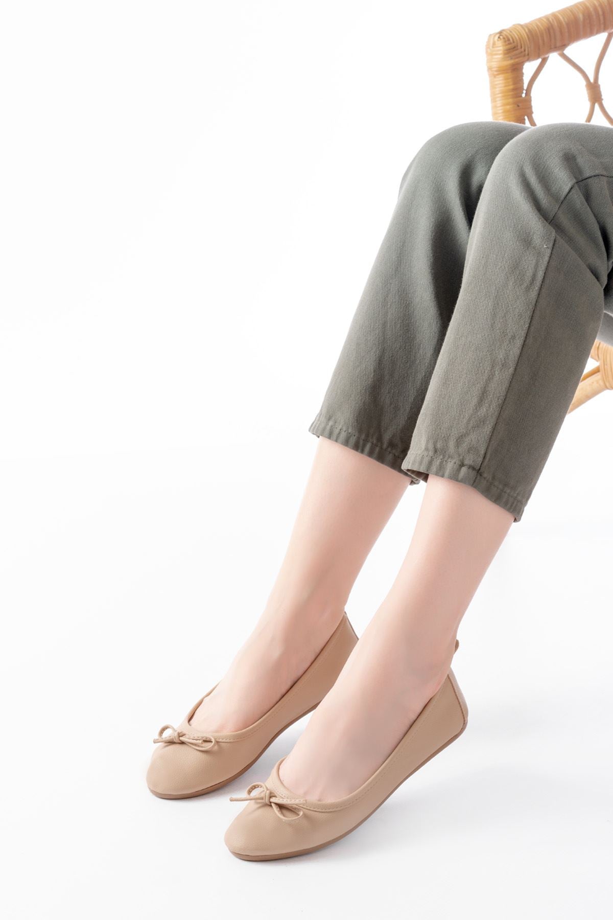 Blenve Nut Fiyonklu Kadın Babet