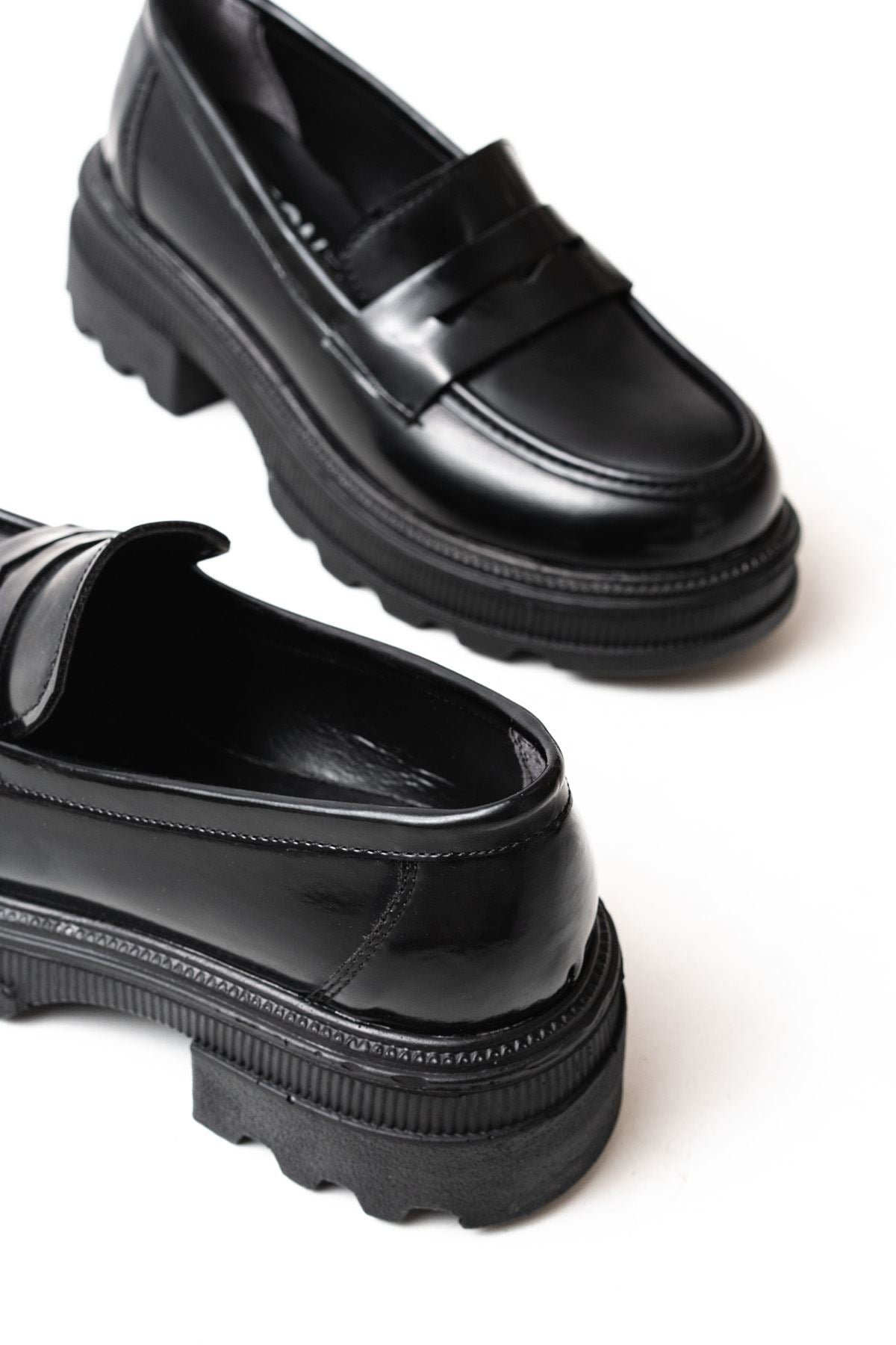 Renesa Siyah Rugan Günlük Yüksek Tabanlı Loafer Ayakkabı