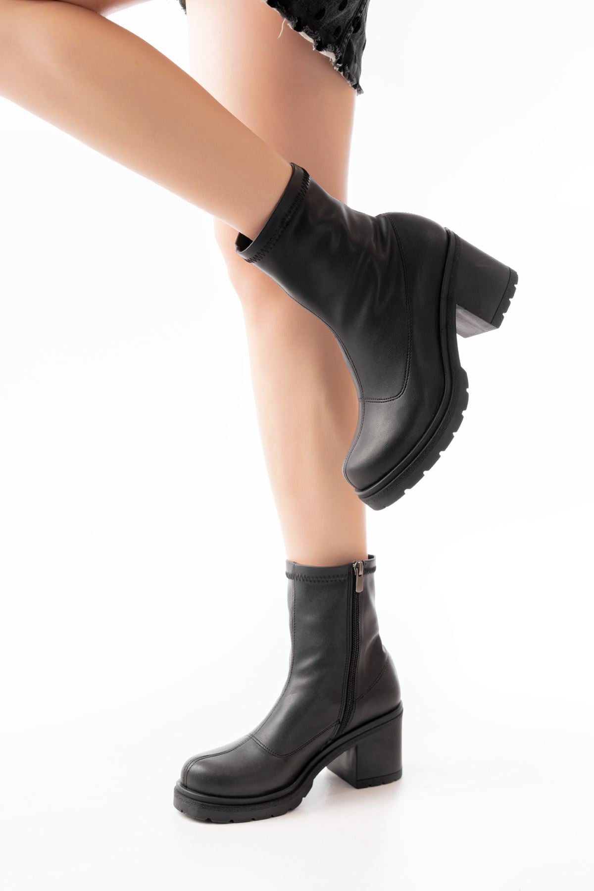 Ranya Streç Siyah Fermuarlı Kadın Bot