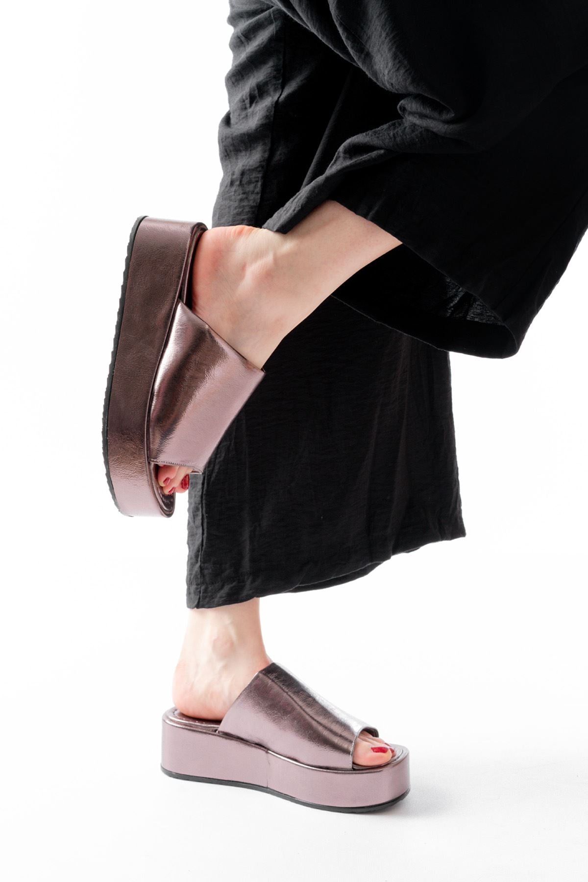 Melusa Kadın Rose Cam Kırığı Dolgu Topuk Terlik