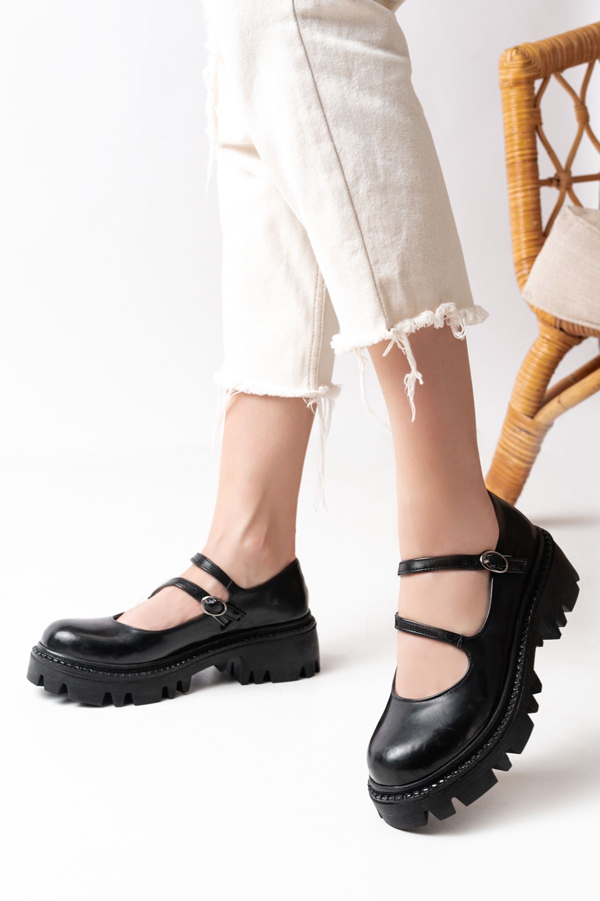 Ayones Siyah Rugan Günlük Yüksek Tabanlı Loafer Ayakkabı