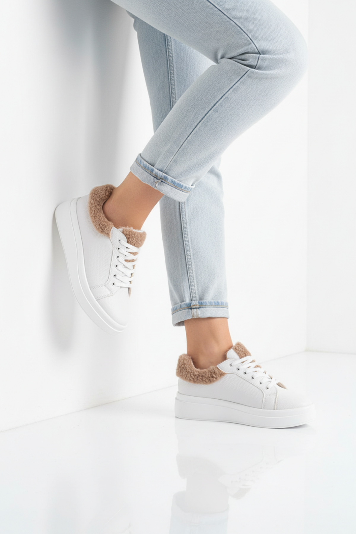 Maybe Kadın Tüylü Beyaz Spor Ayakkabı