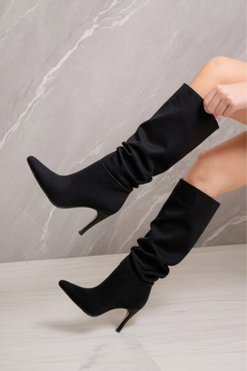 Benan Siyah Süet Körüklü İnce Topuklu Kadın Çizme