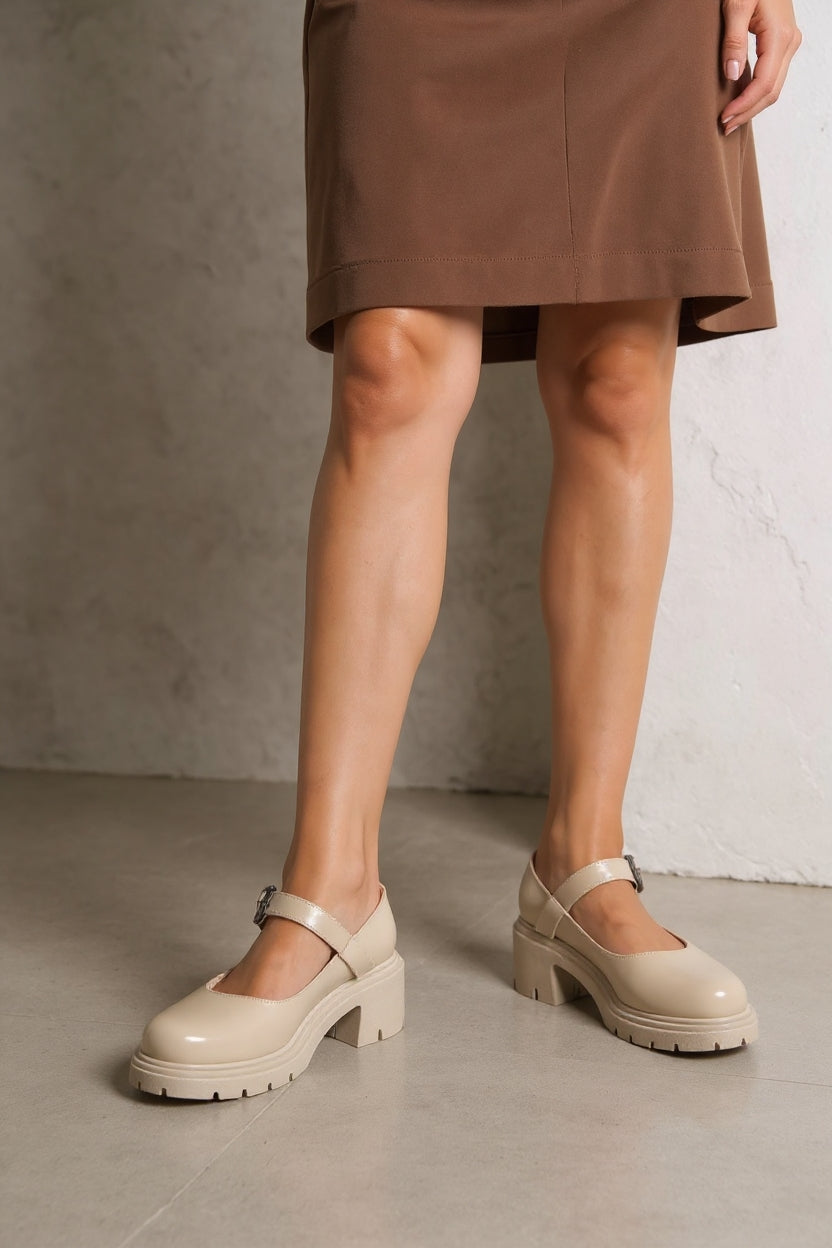 Defsin Kadın Bej Kırışık Rugan Tokalı Loafer Ayakkabı