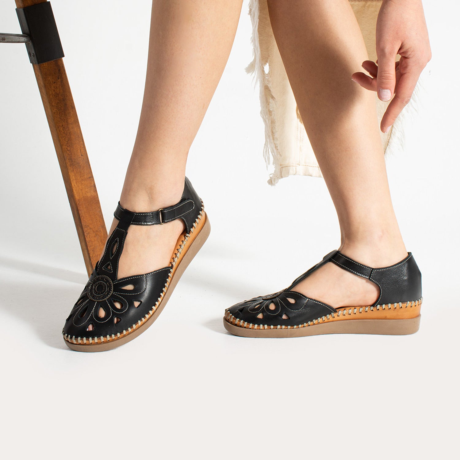 Pierre Cardin Deyra Kadın Hakiki Deri Siyah Sandalet