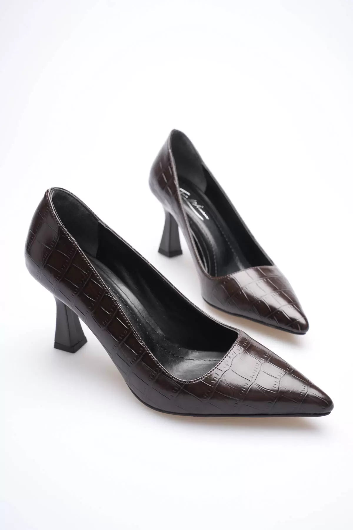 Lessa Acı Kahve Kroko Sivri Burun Orta Topuklu Kadın Stiletto TR20MS02G