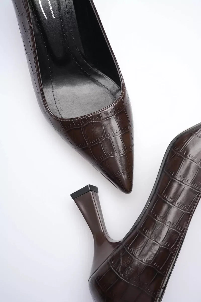 Lessa Acı Kahve Kroko Sivri Burun Orta Topuklu Kadın Stiletto TR20MS02G