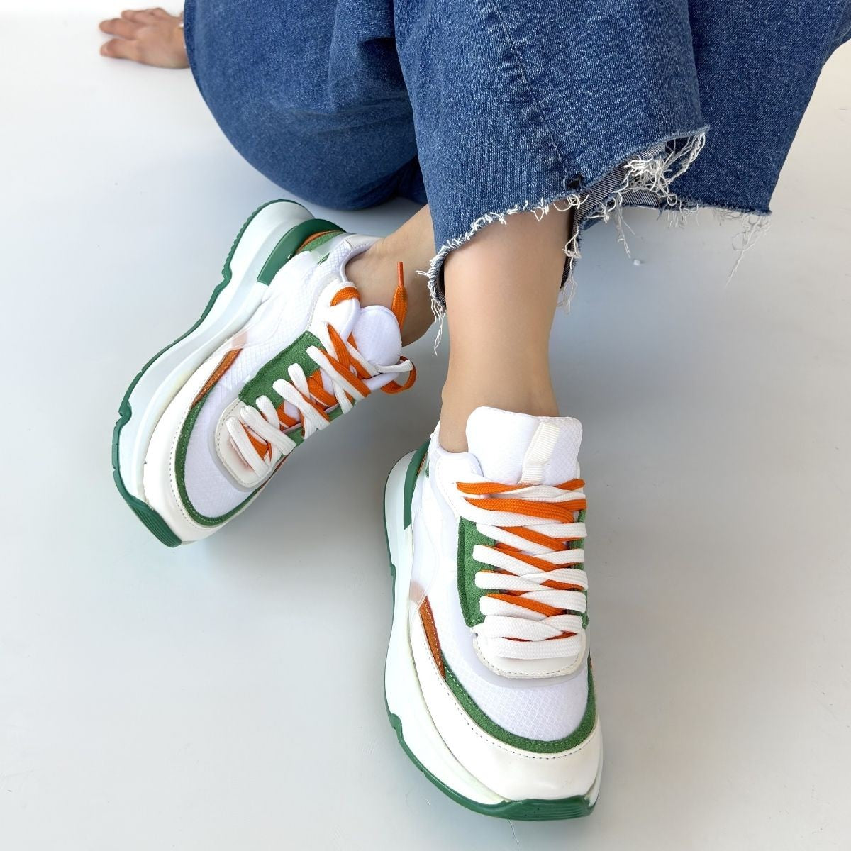 Aleh Kadın Beyaz Yeşil Detaylı Çift Bağcıklı Spor Ayakkabı