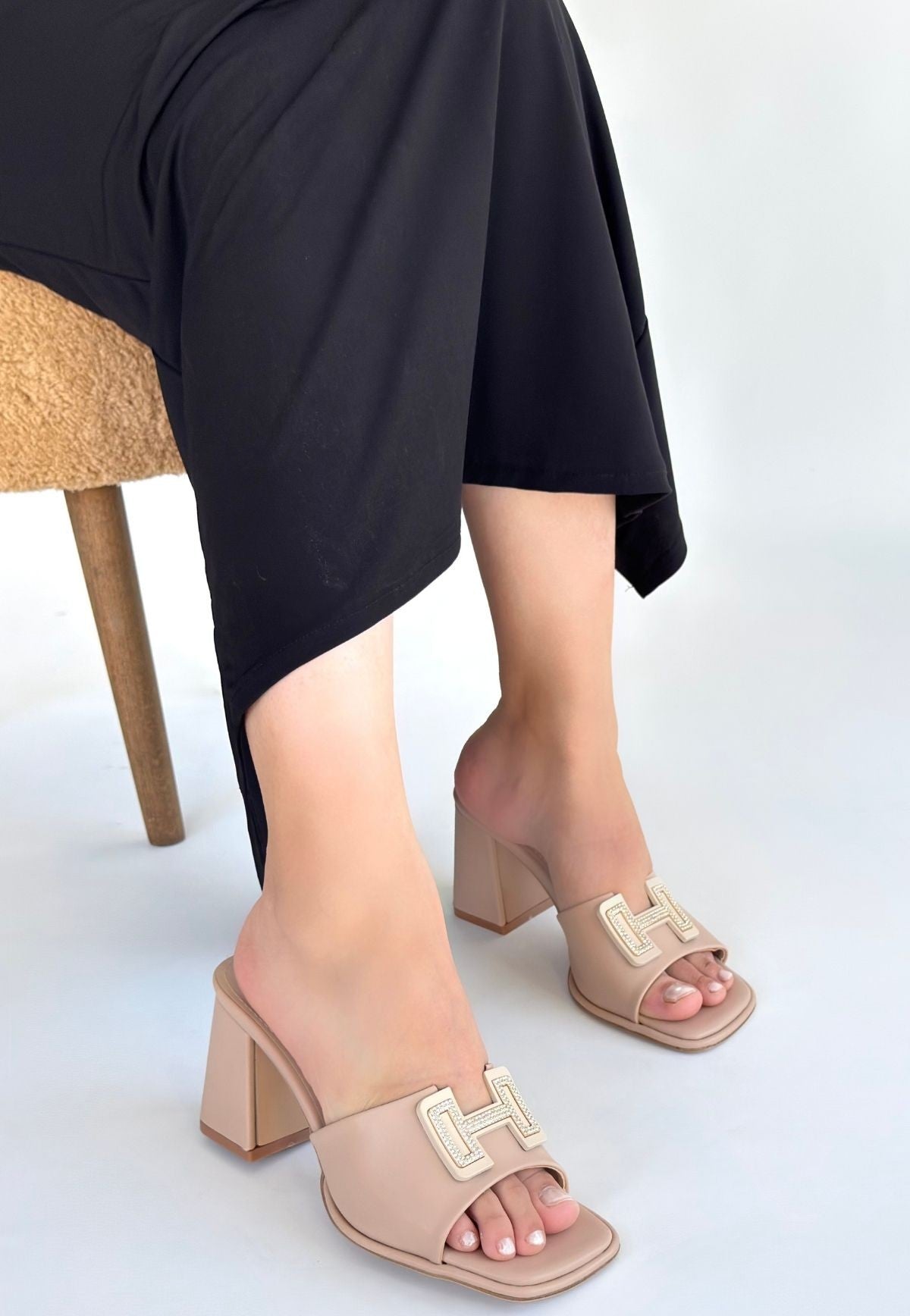 Caren Kadın Bej Topuklu Terlik