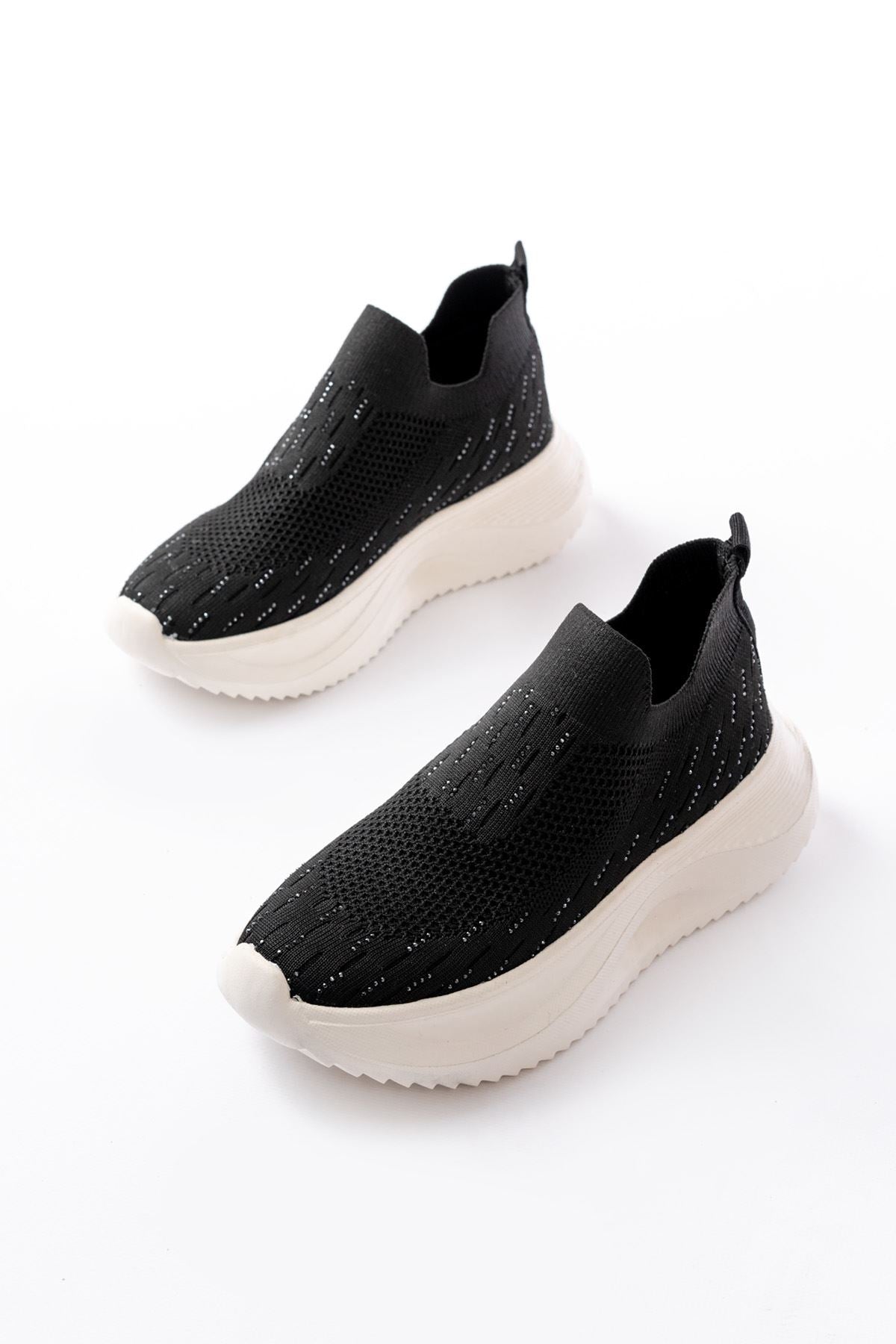 Lahotse Siyah Beyaz Fileli Faillant Taban Taş Aksesuarlı Spor Ayakkabı