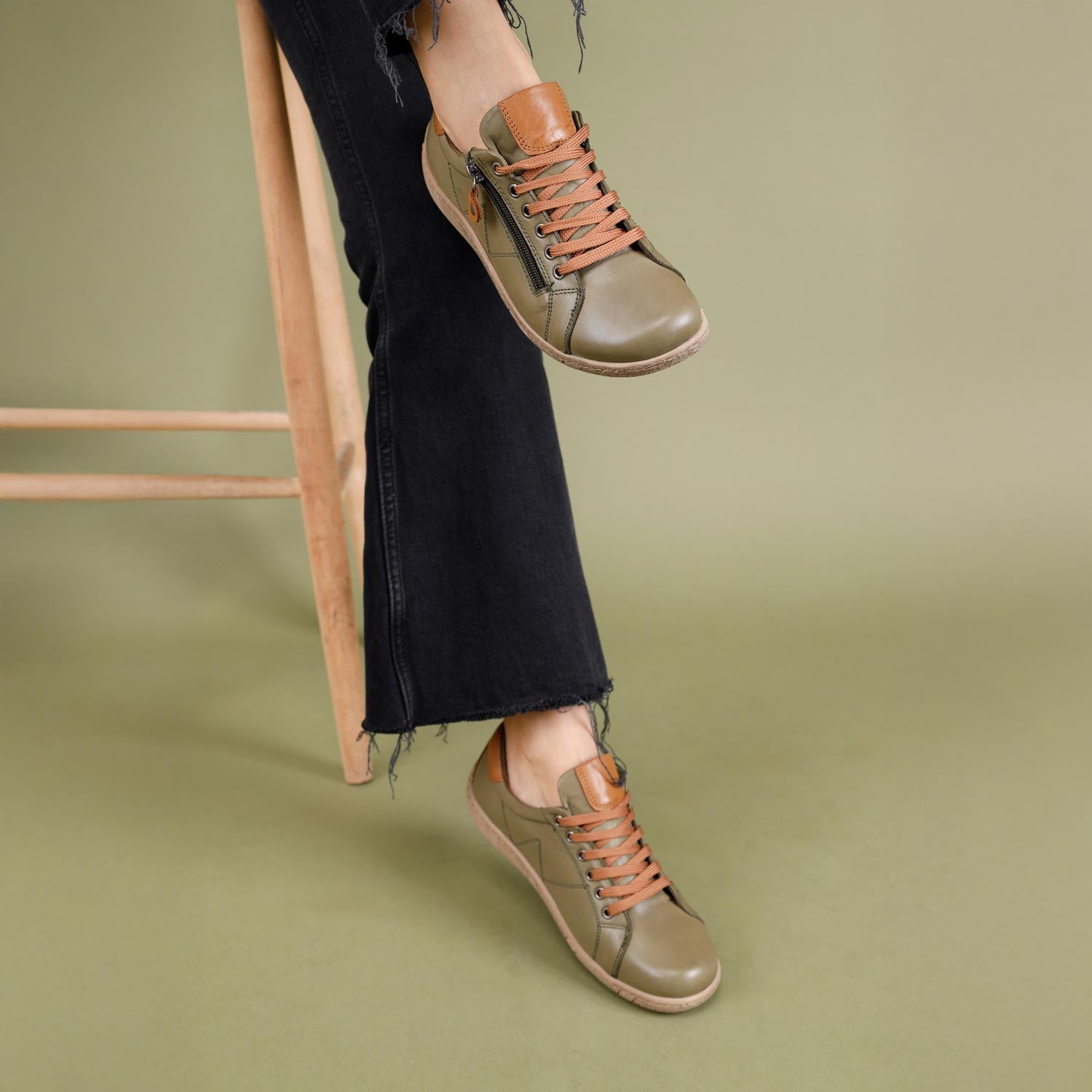 Dobran Kadın Hakiki Deri Yeşil Taba Günlük Ayakkabı